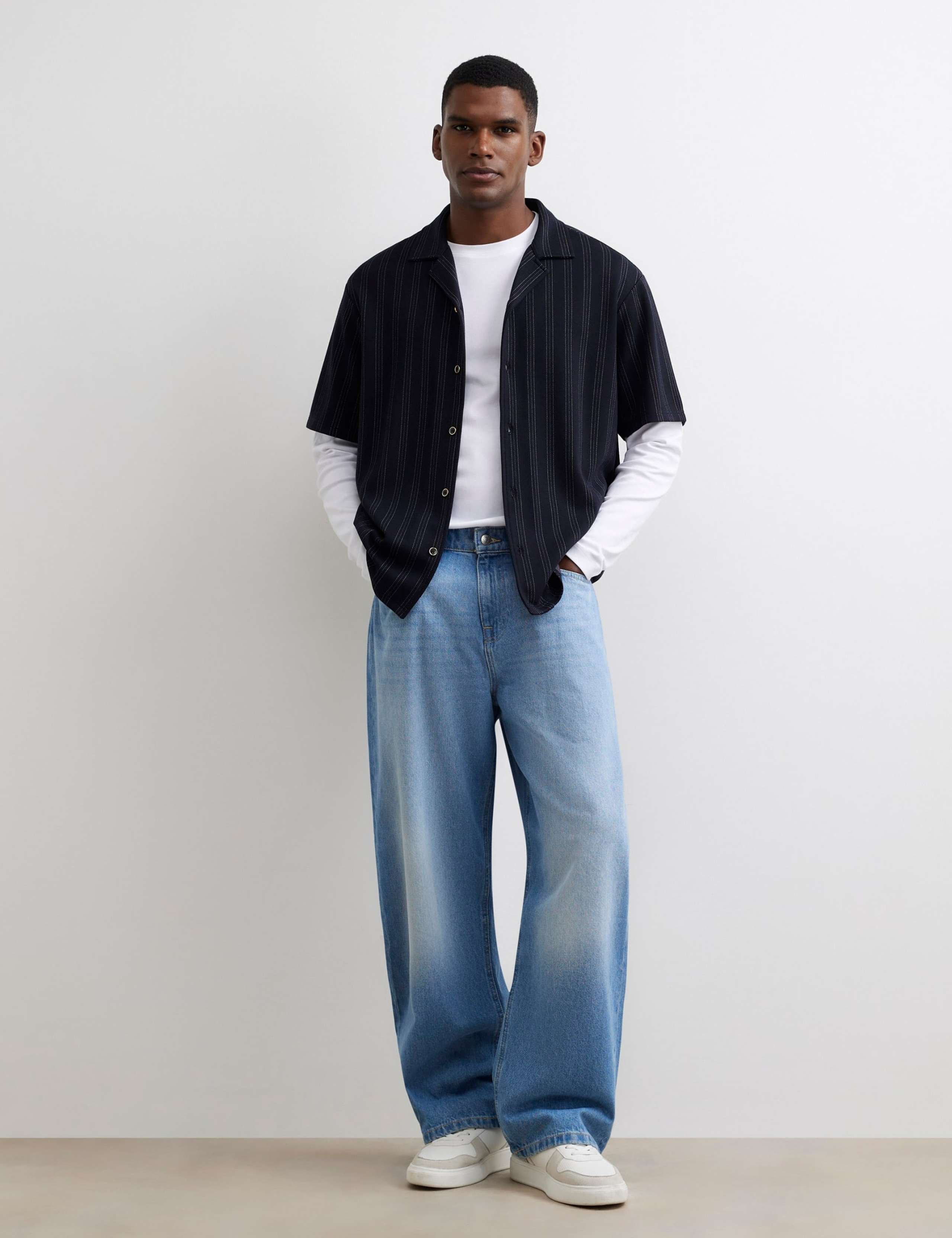 Slim Fit Cotton Long Sleeve T-Shirt 2 of 6
