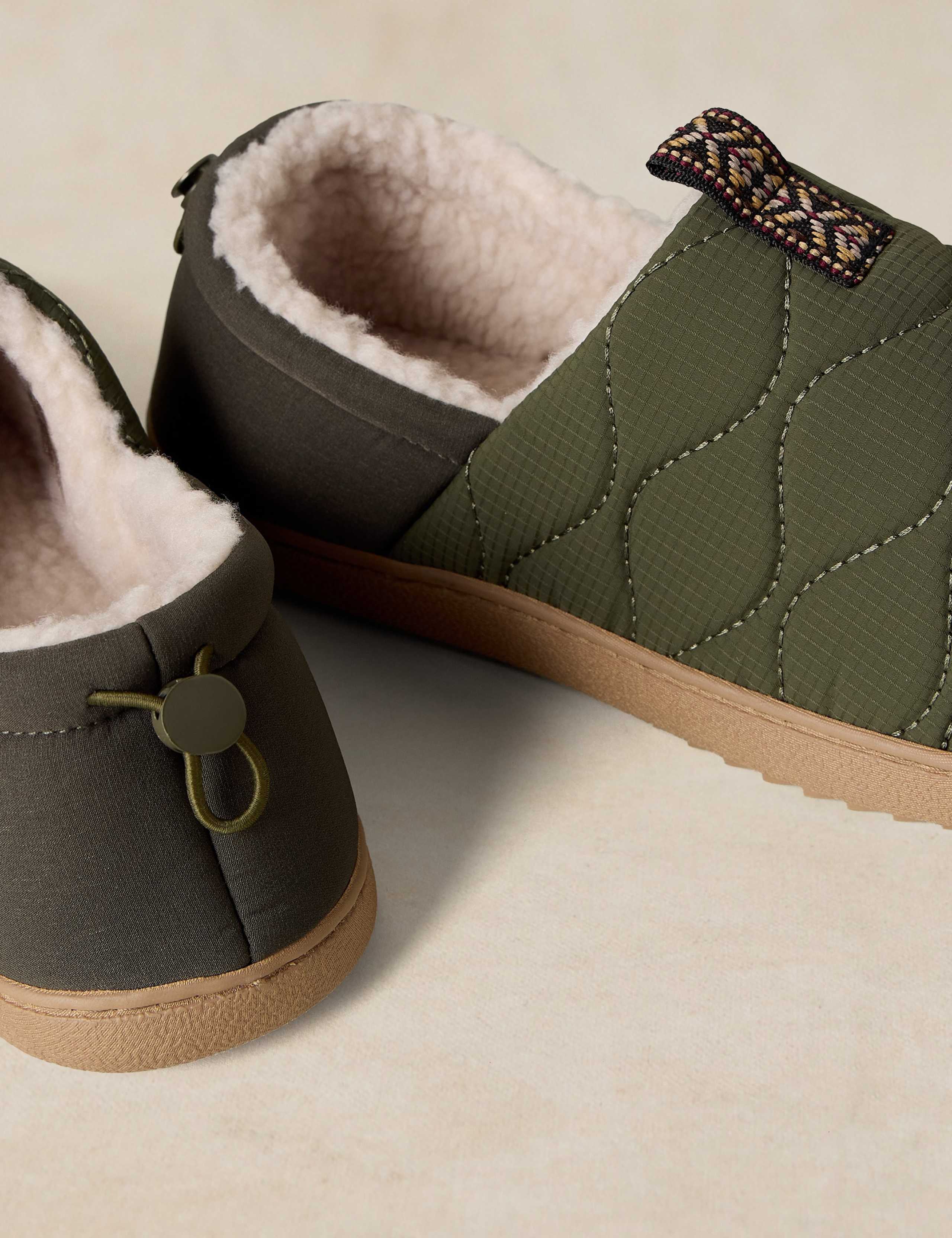 Puffer Slipper Boots 4 of 4