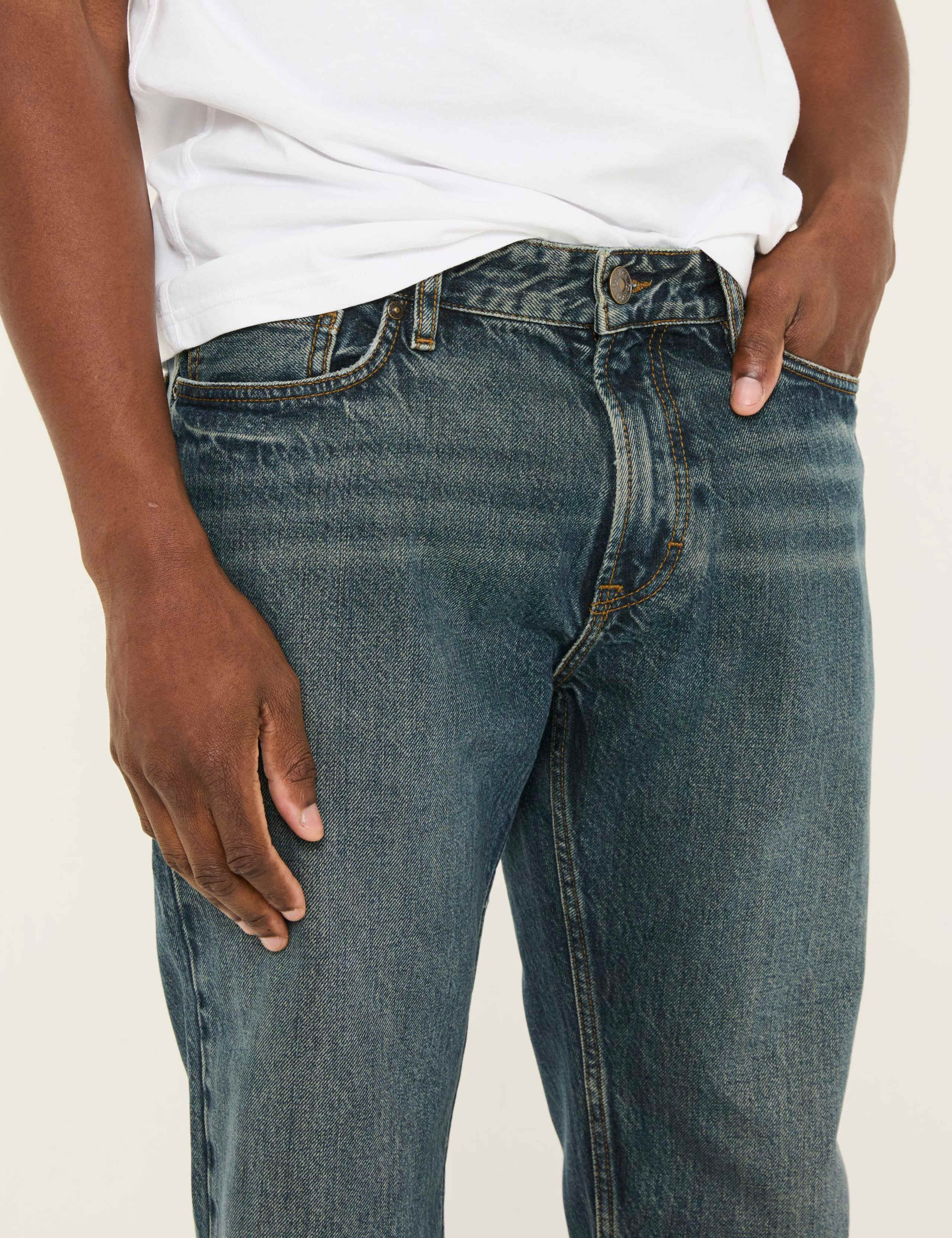Straight Fit 5 Pocket Rigid Jeans 5 of 6