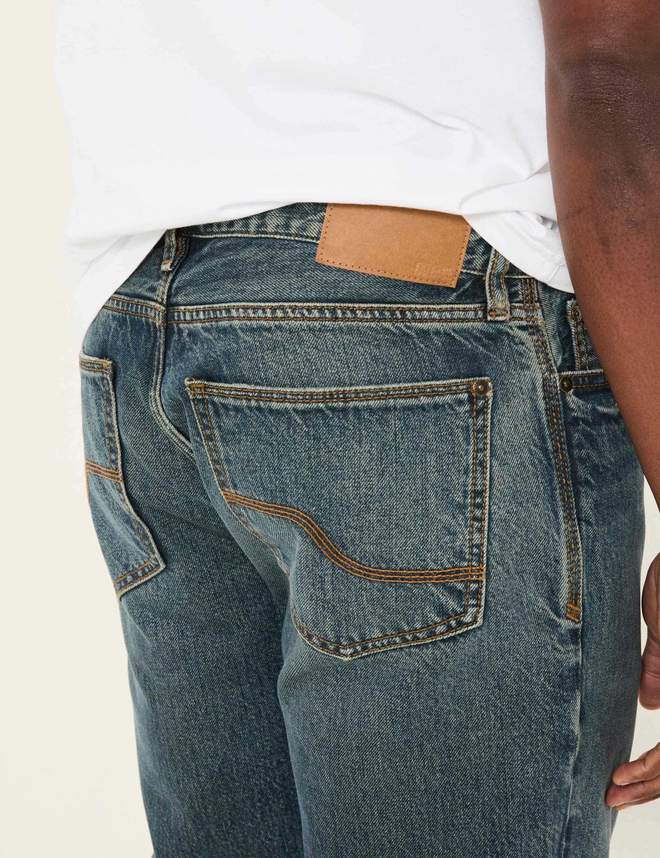 Straight Fit 5 Pocket Rigid Jeans 6 of 6