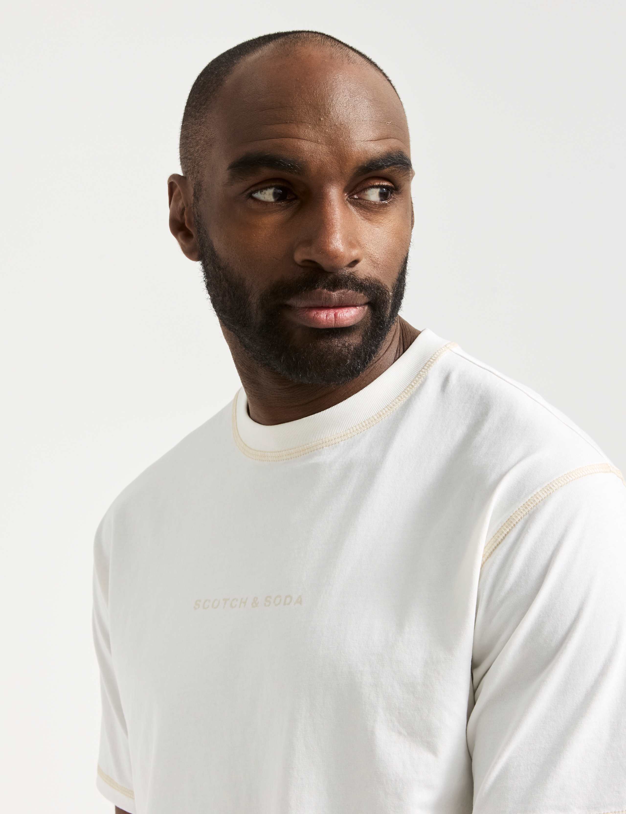 Pure Cotton Crew Neck Chest Logo T-Shirt 4 of 6