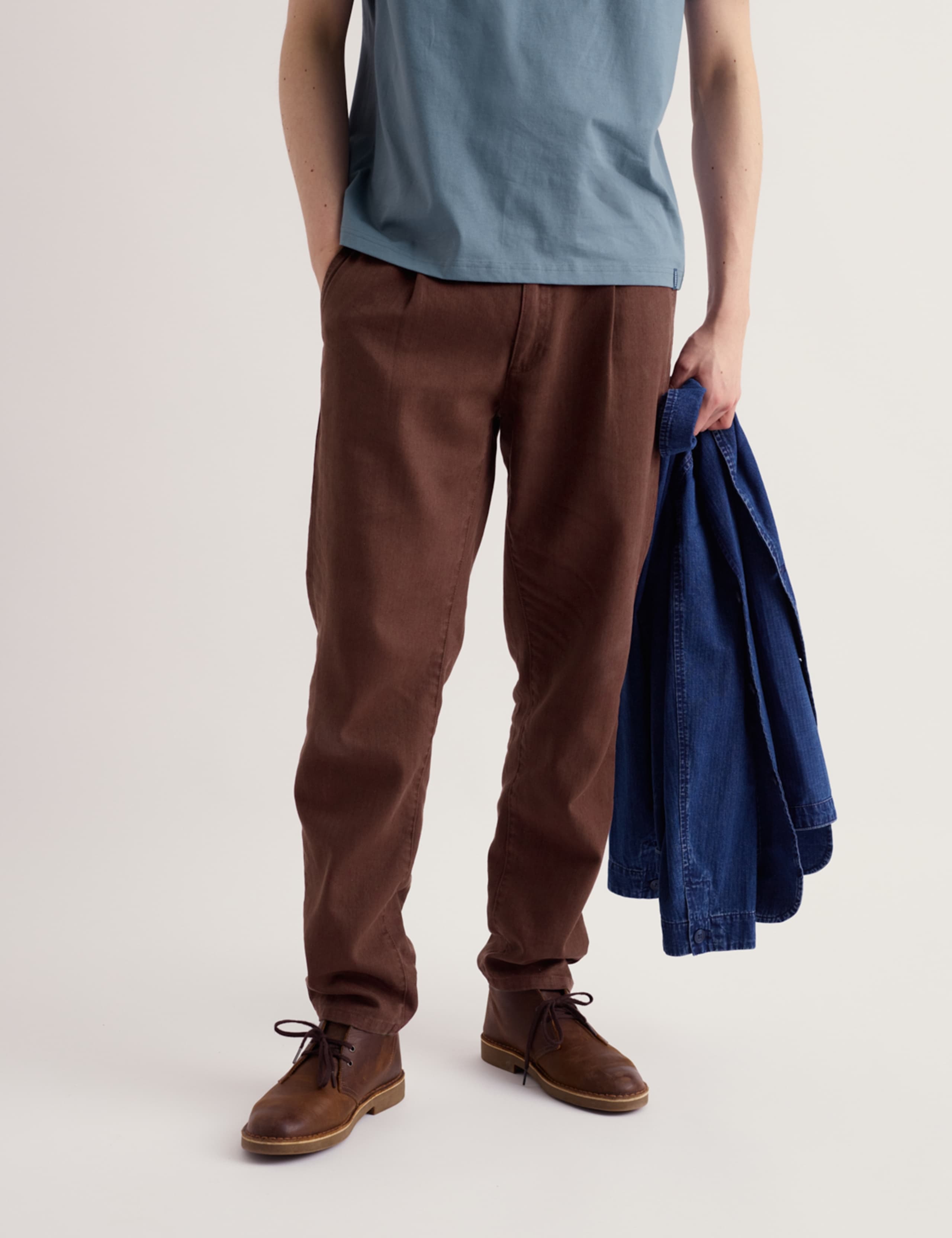 Tapered Fit Linen Rich Chinos 3 of 5