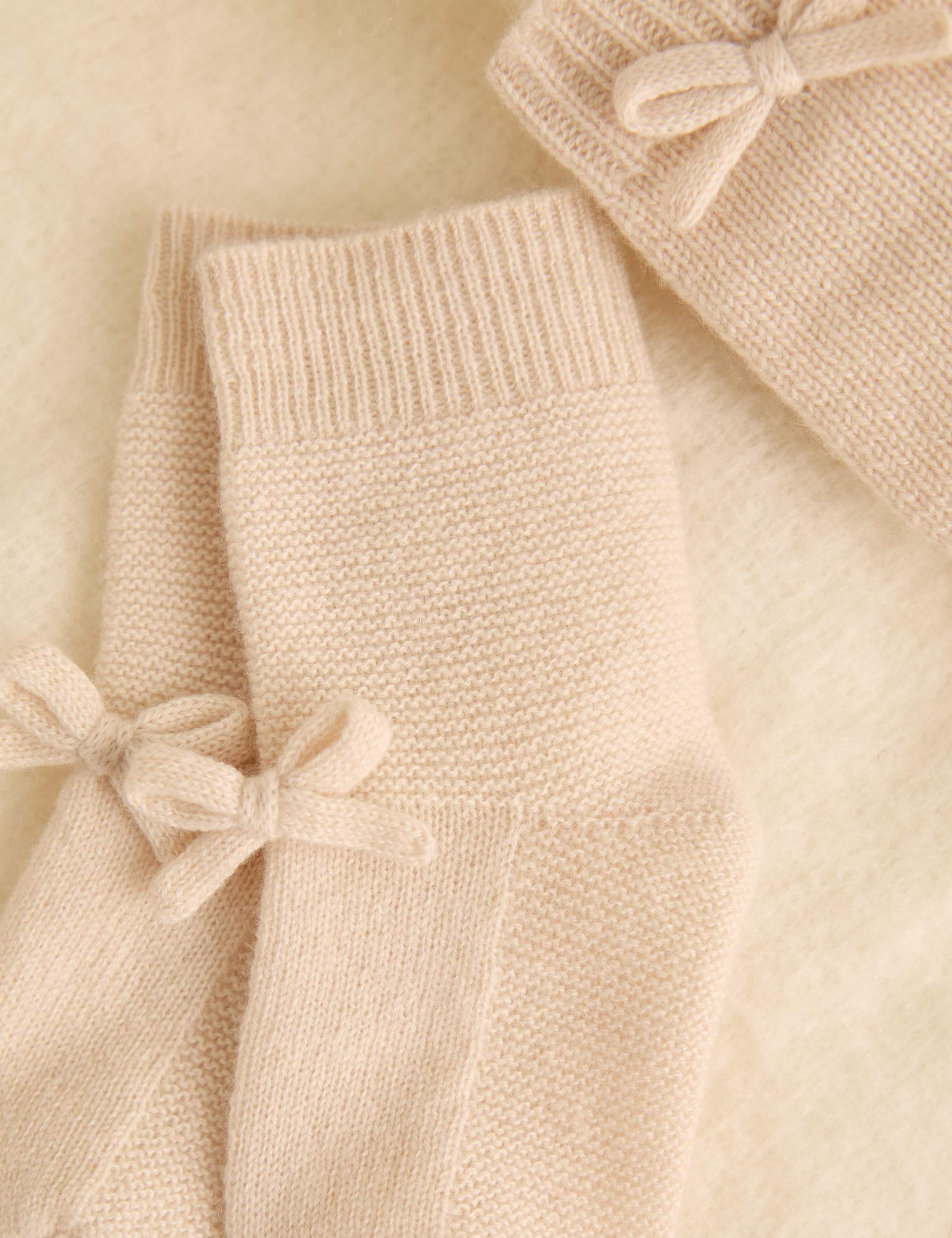 Kids' Pure Cashmere Knitted Boots and Mittens 3 of 6