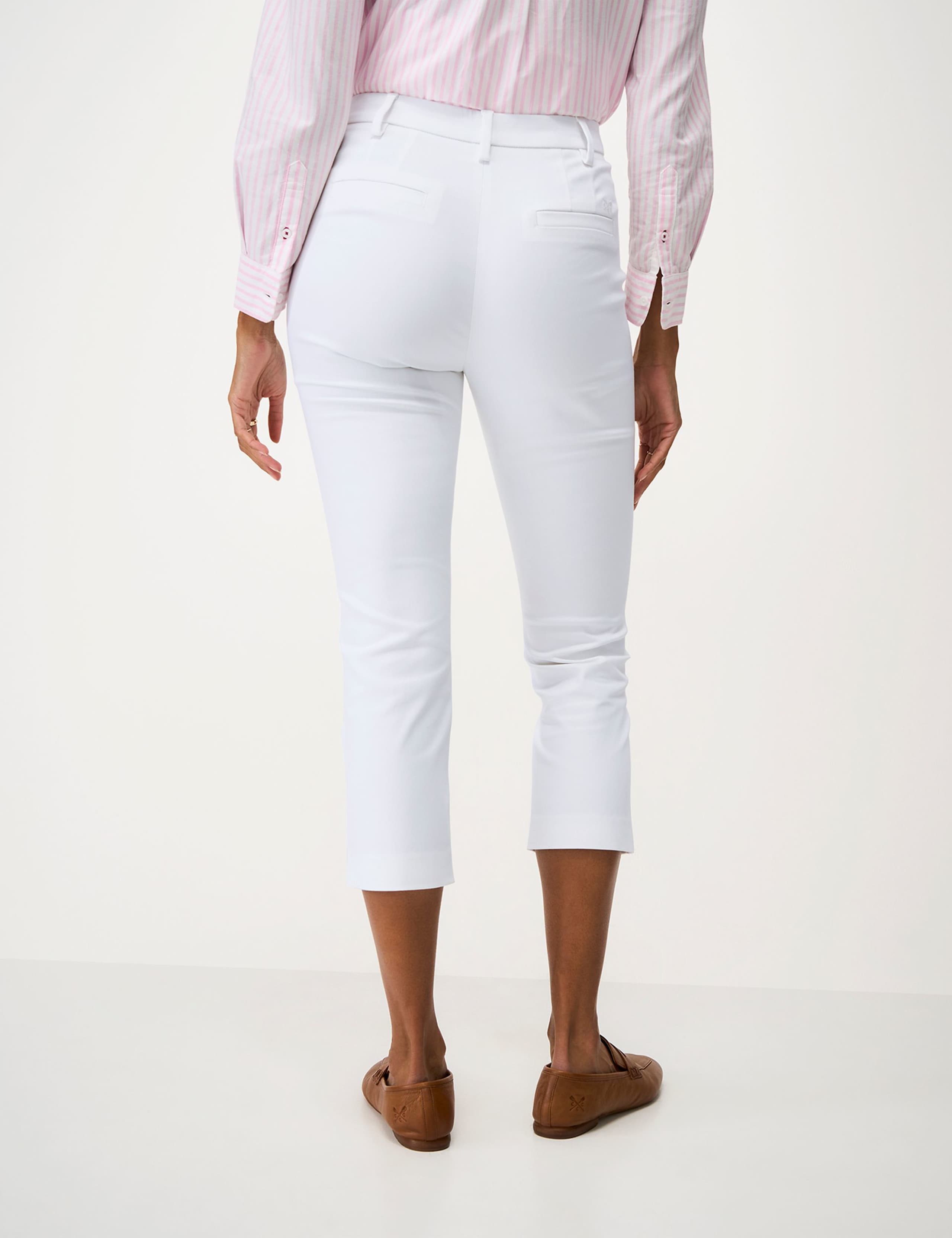 Cotton Rich Tapered Cropped Chinos 5 of 5