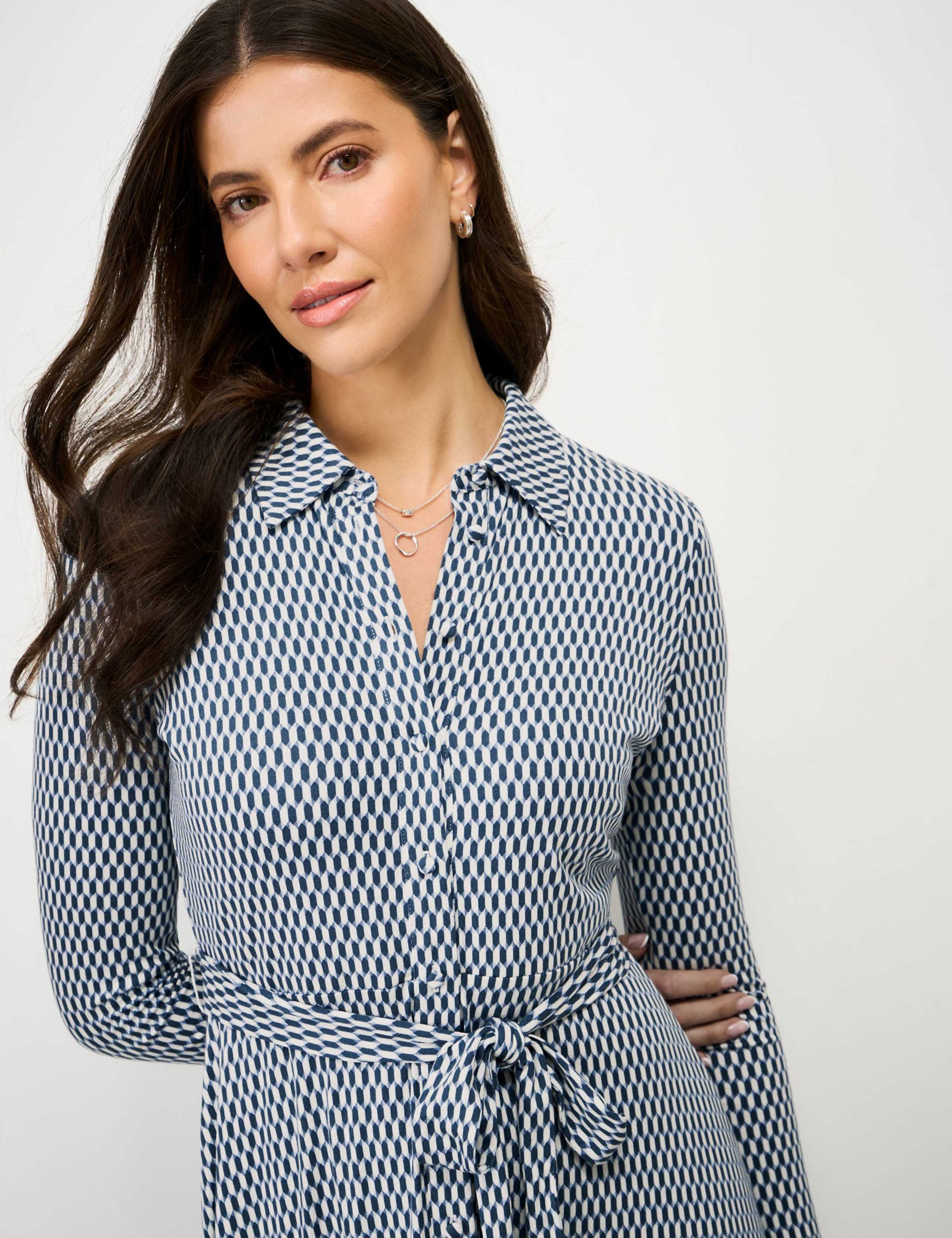 Jersey Geometric Knee Length Shirt Dress 4 of 5