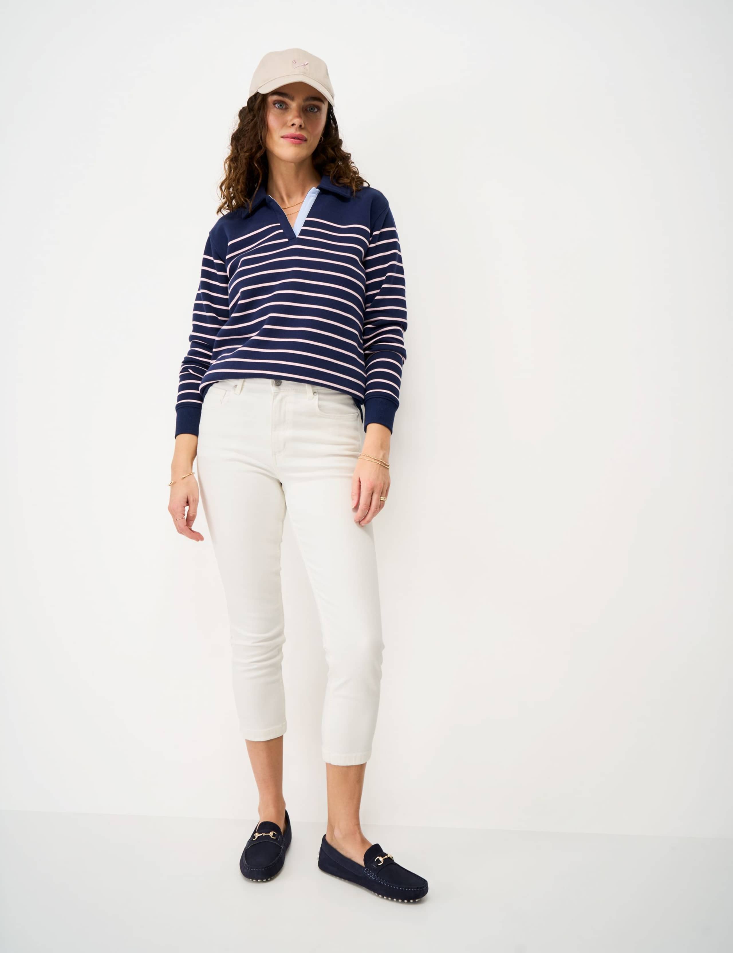 Mid Rise Slim Fit Cropped Jeans 1 of 5