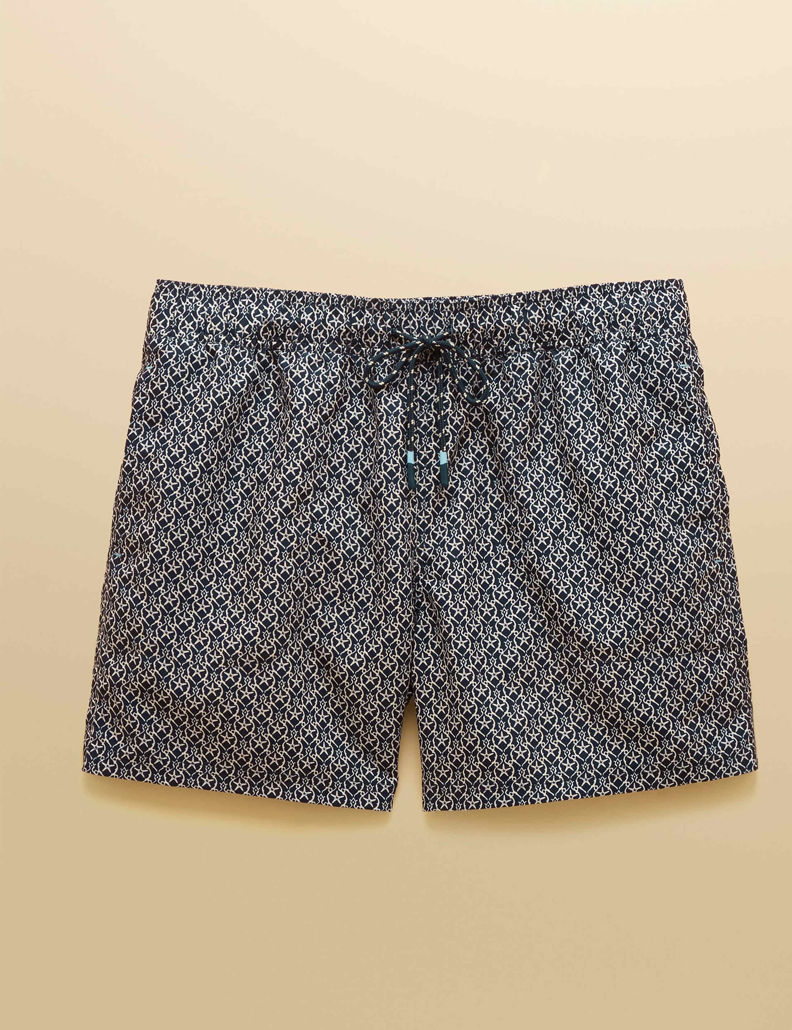 Pocketed Starfish Print Swim Shorts 2 of 8
