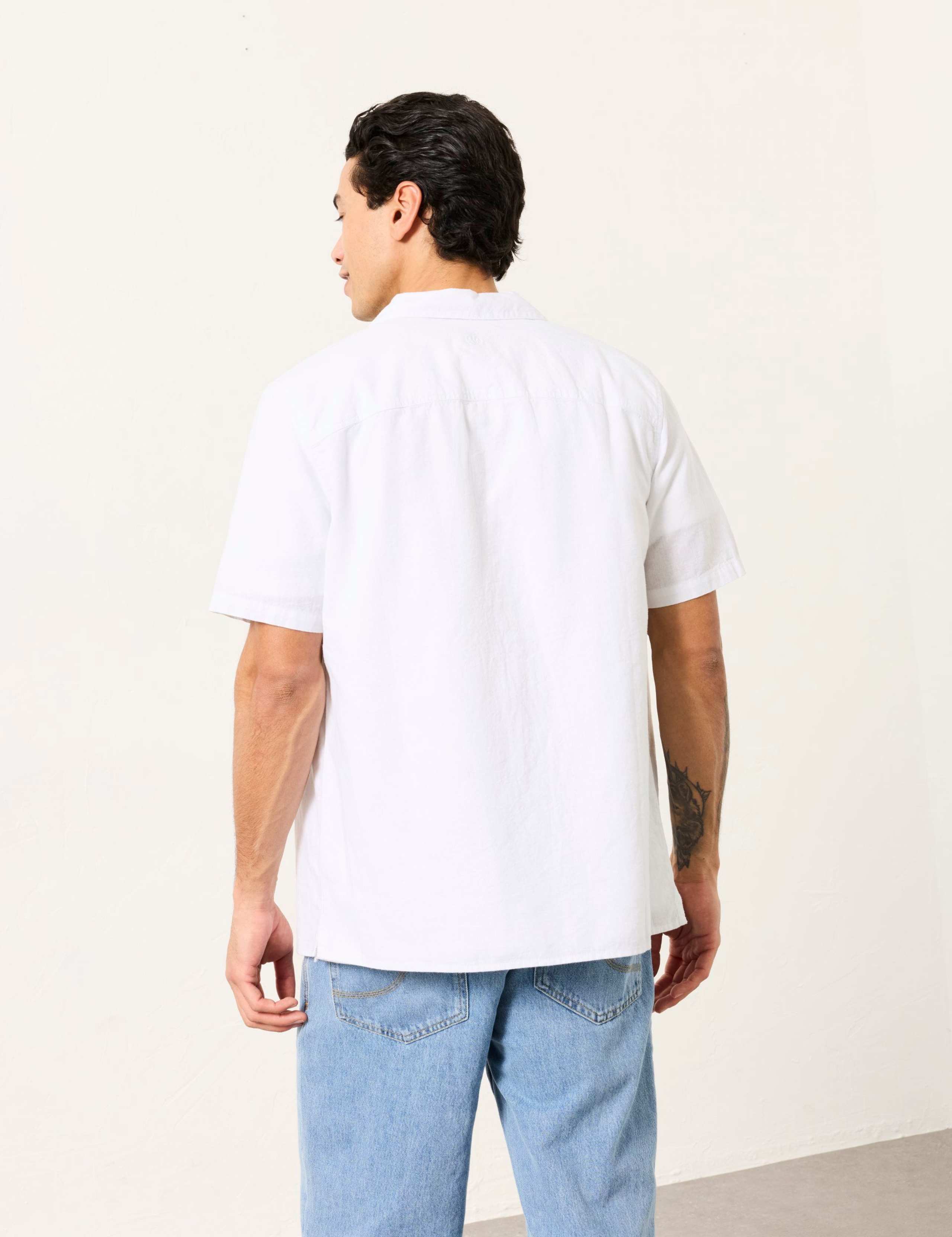 Relaxed Fit Linen Blend Short Sleeve Shirt 3 of 5