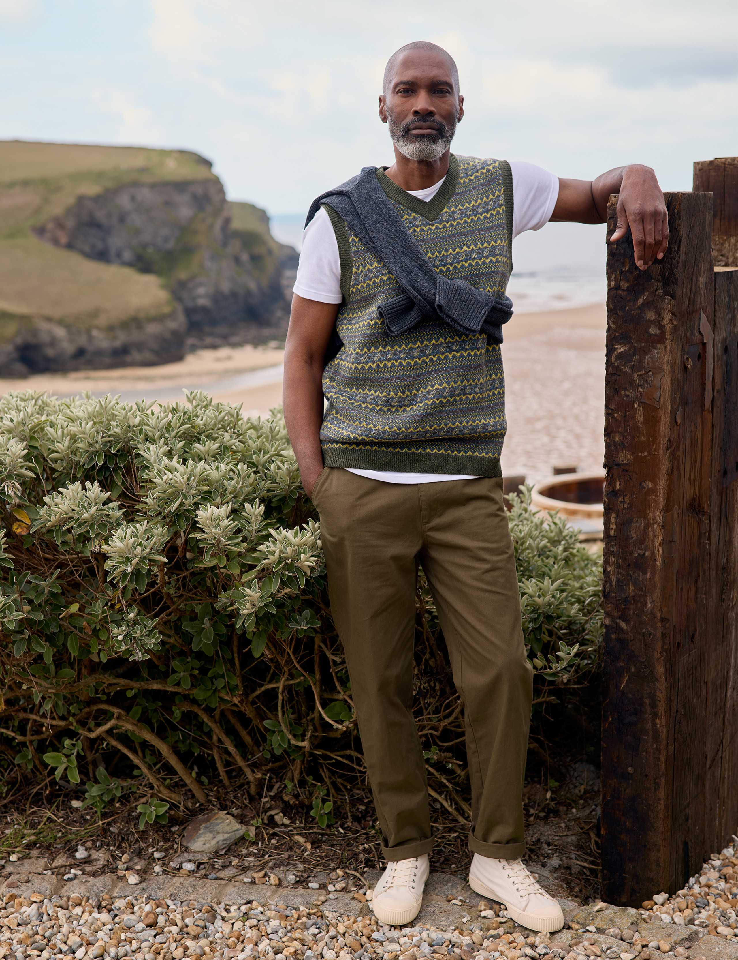 Lambswool Rich Fair Isle Knitted Vest 4 of 5