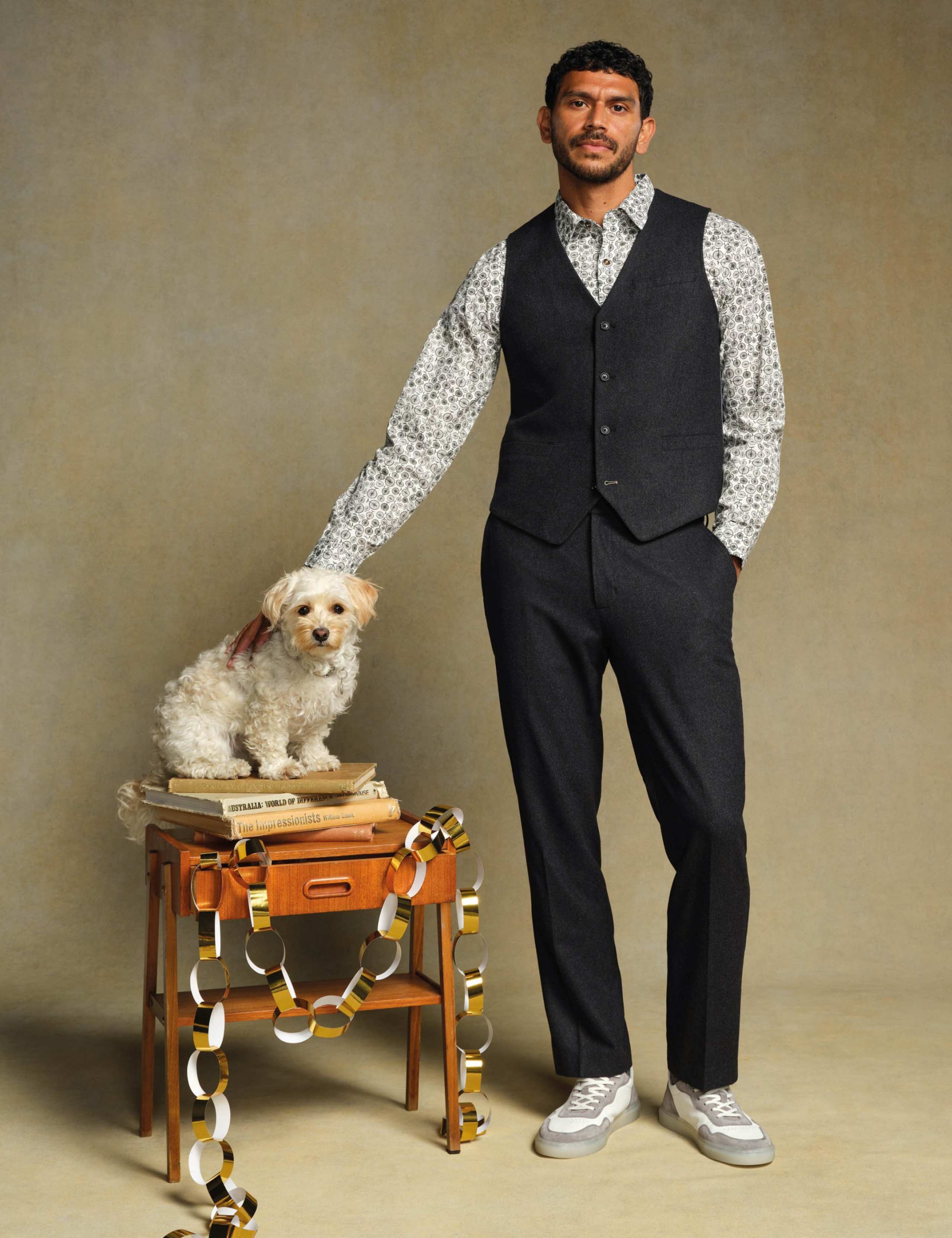 Regular Fit Wool Blend V-Neck Waistcoat 7 of 7