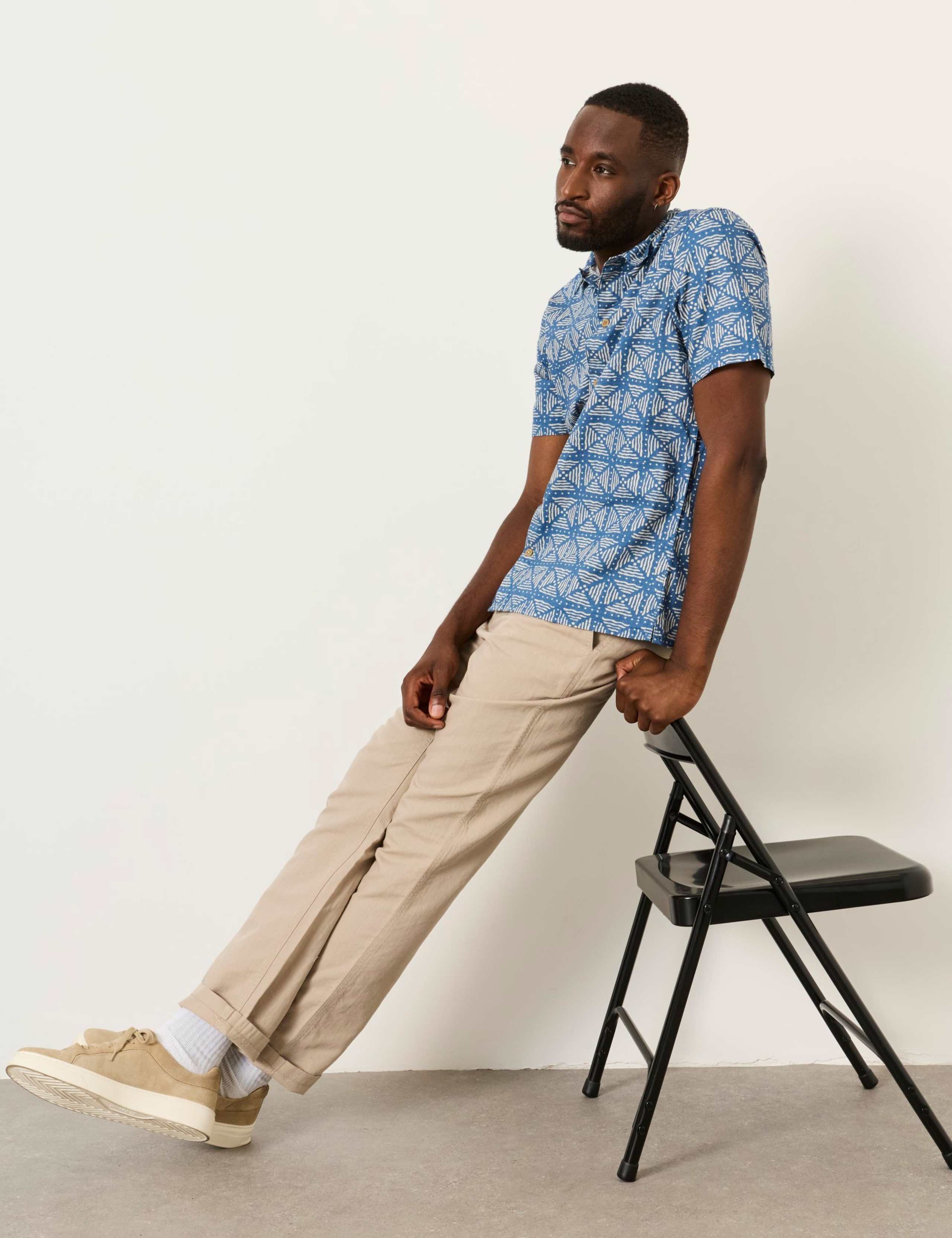 Regular Fit Geometric Print Short Sleeve Shirt 3 of 6