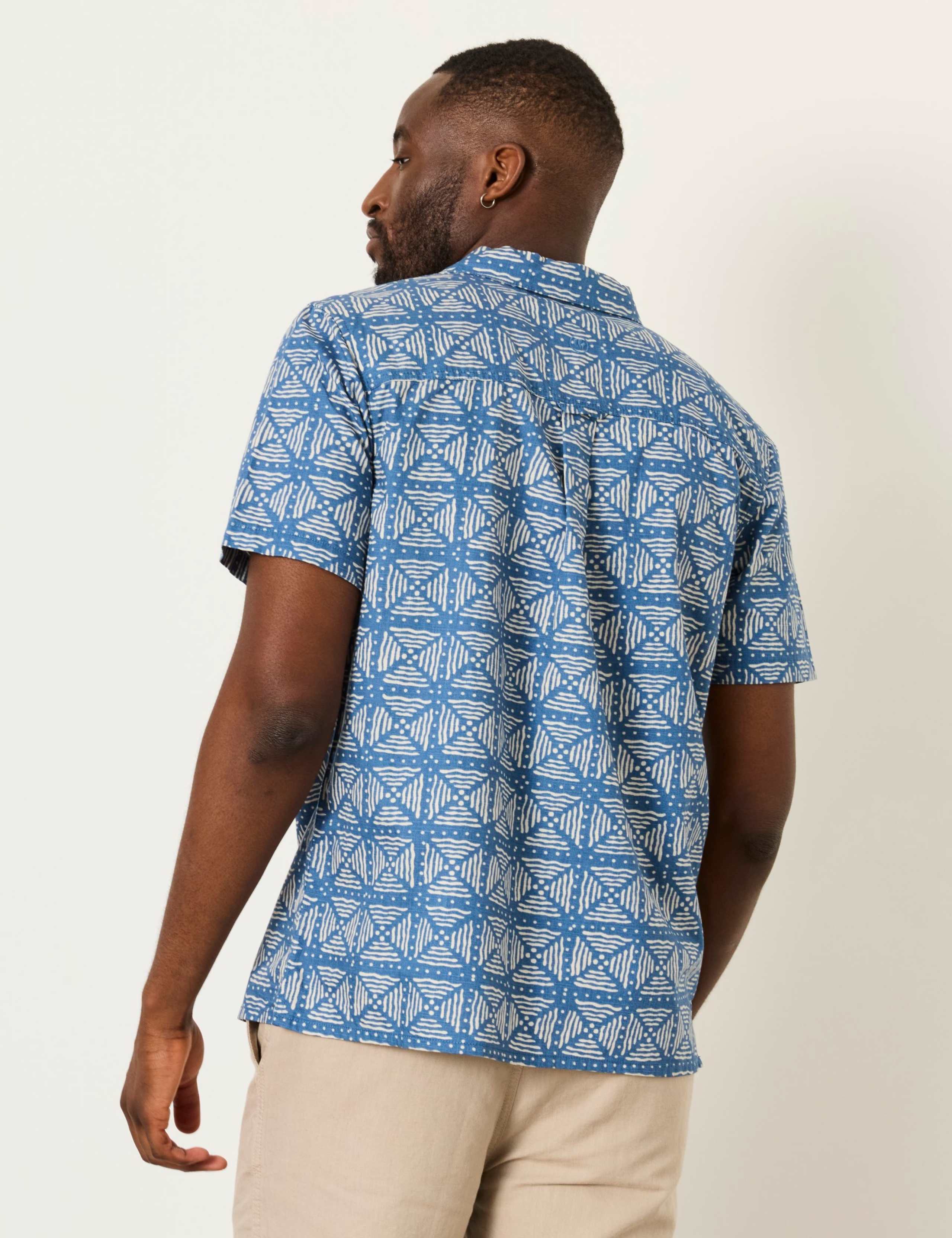 Regular Fit Geometric Print Short Sleeve Shirt 4 of 6