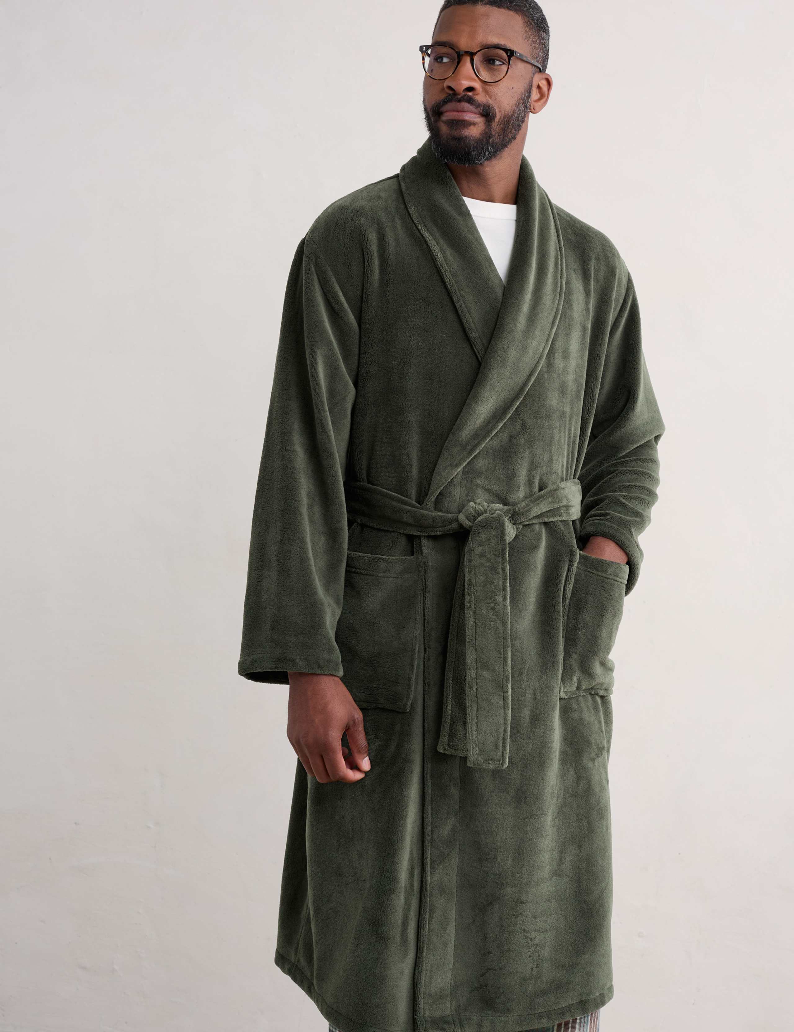 Dressing Gown 1 of 4