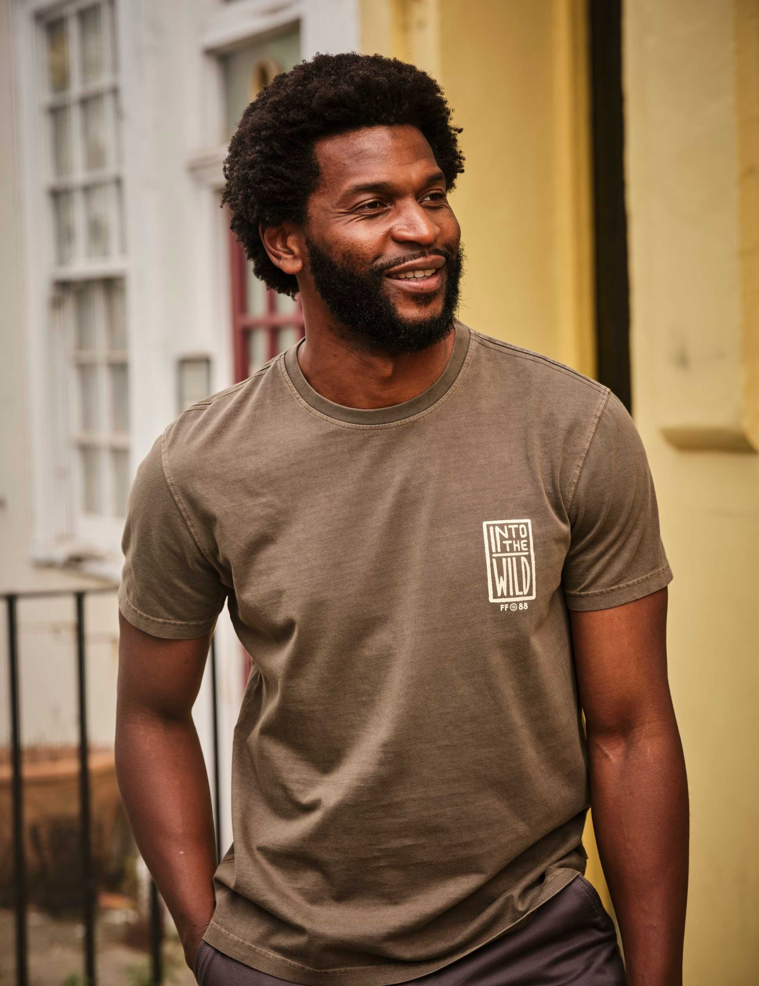 Pure Cotton Into The Wild Graphic T-Shirt 3 of 7