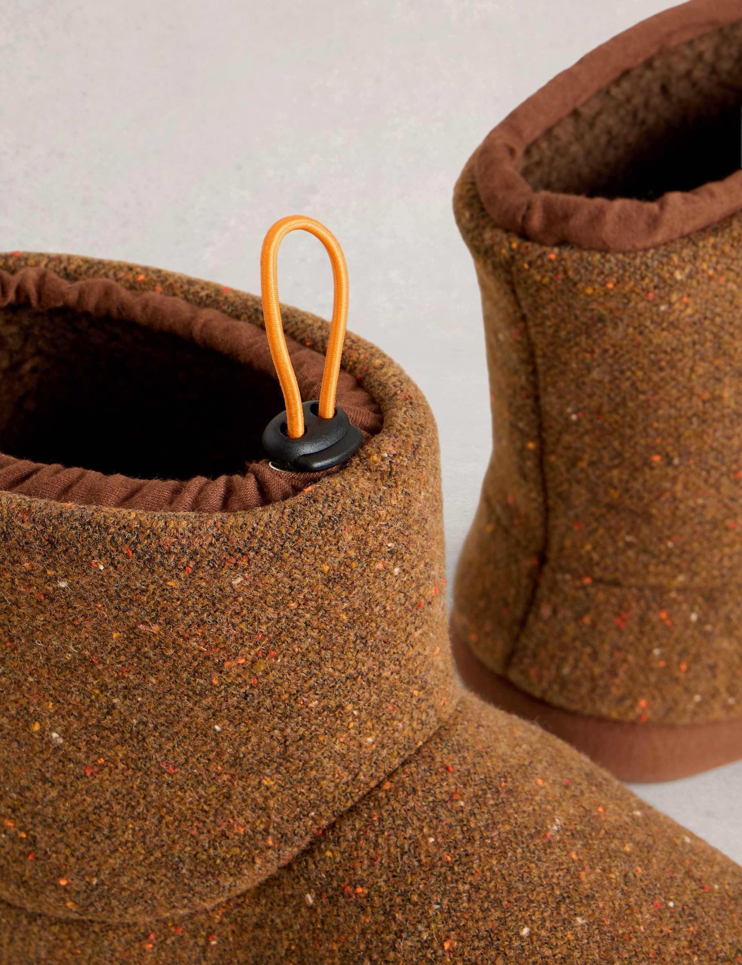 Textured Slipper Boots 3 of 4