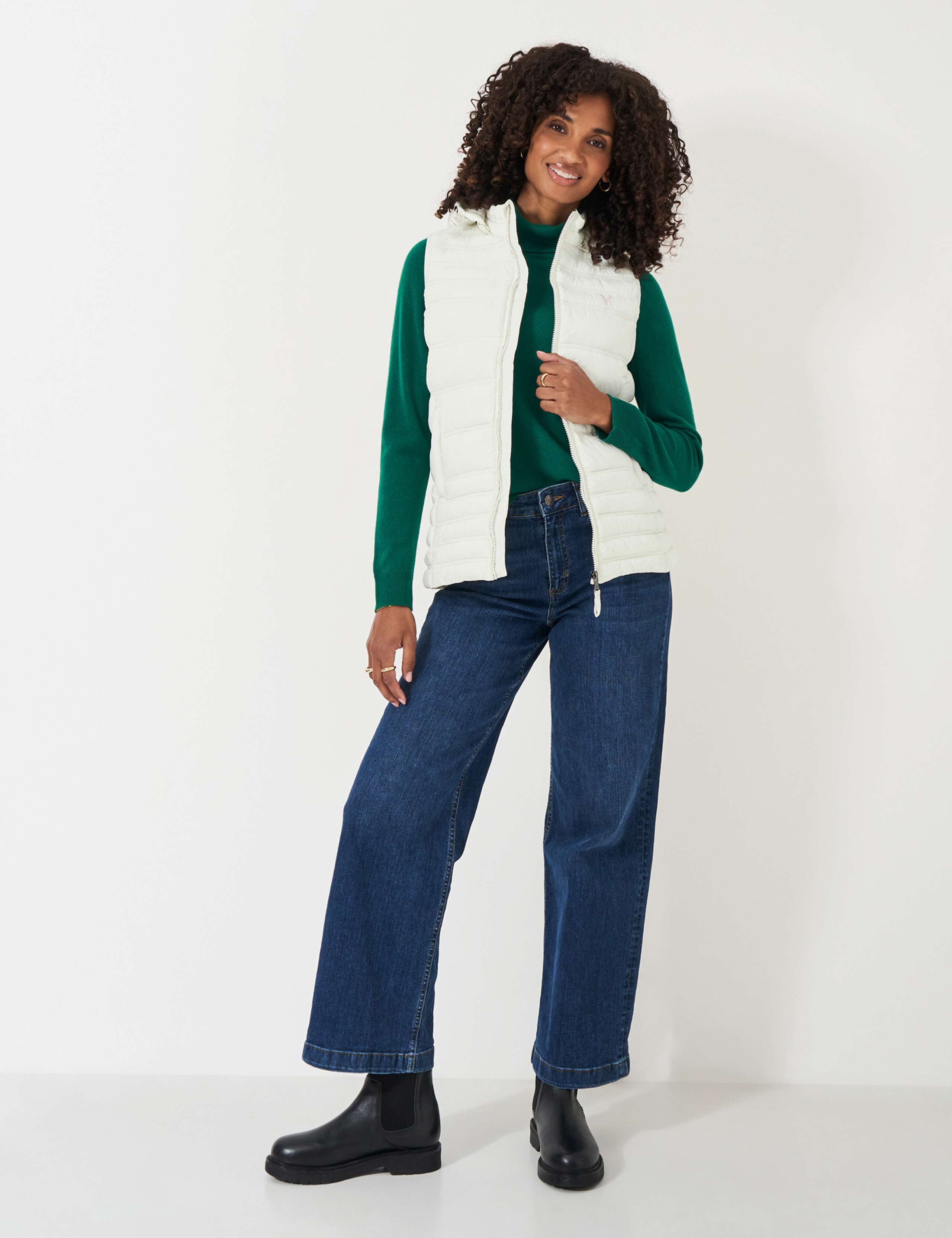 Lightweight Padded Hooded Gilet 3 of 5