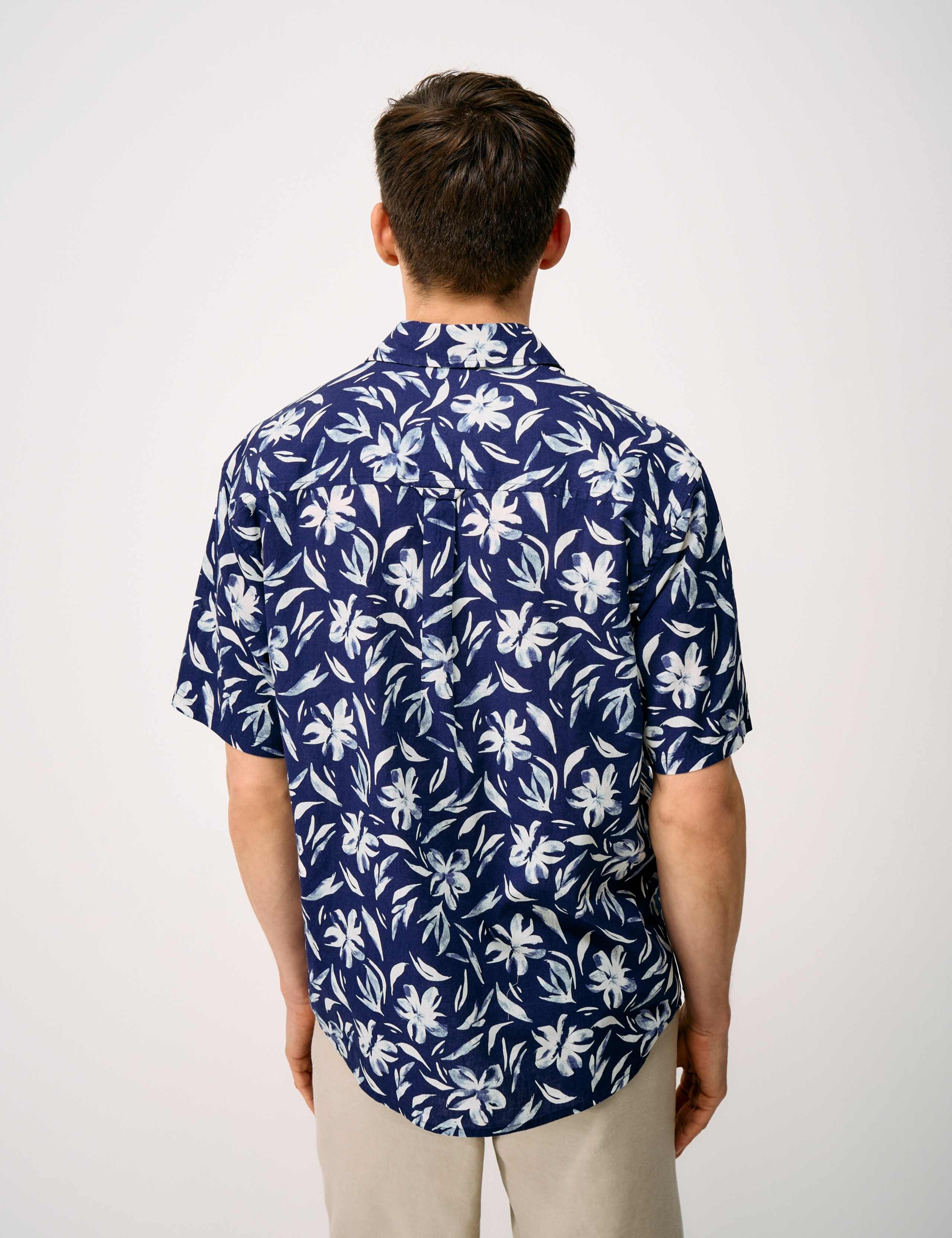 Linen Cotton Blend Floral Short Sleeve Shirt 4 of 5