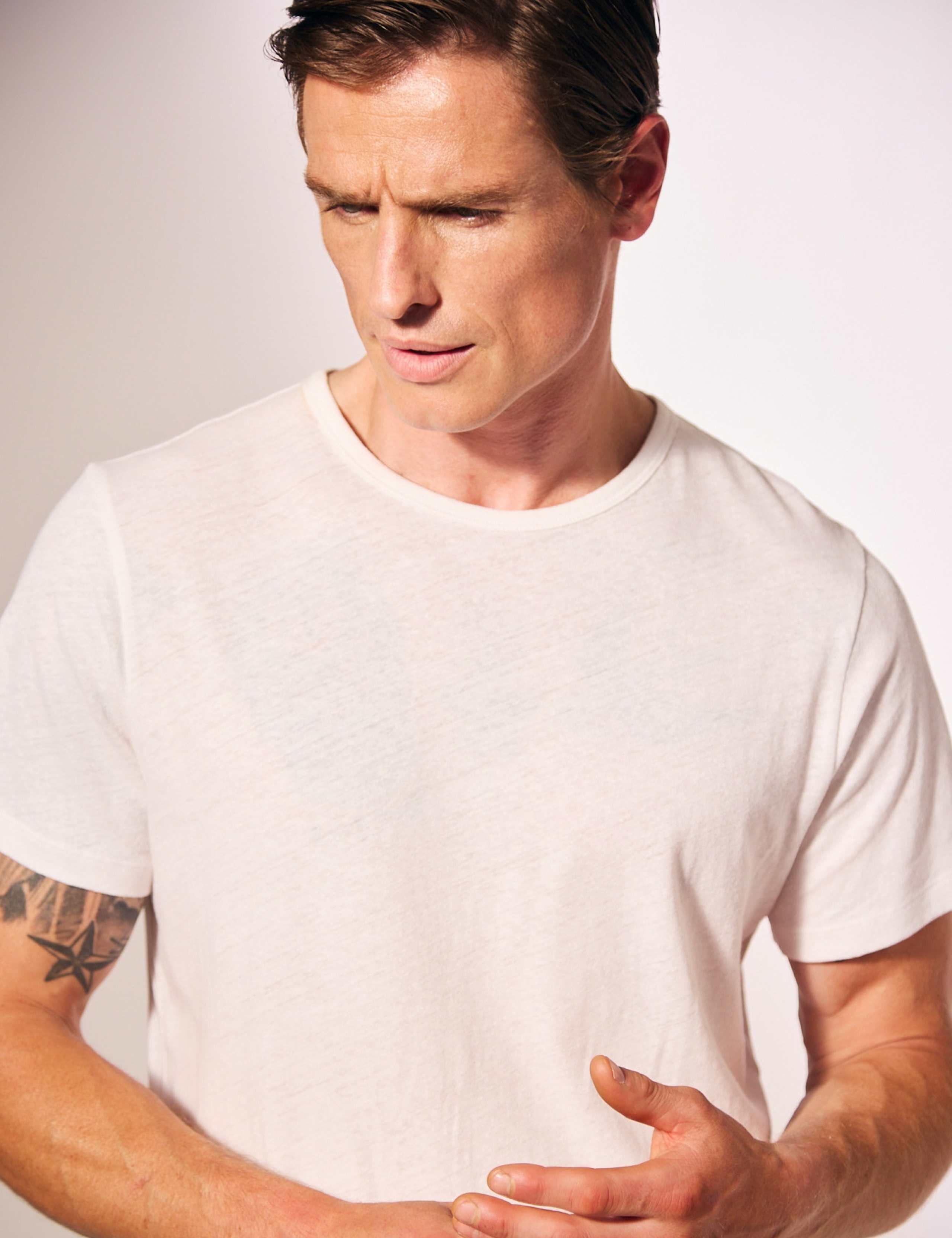 Ultimate Cotton Linen Blend Tee 2 of 3