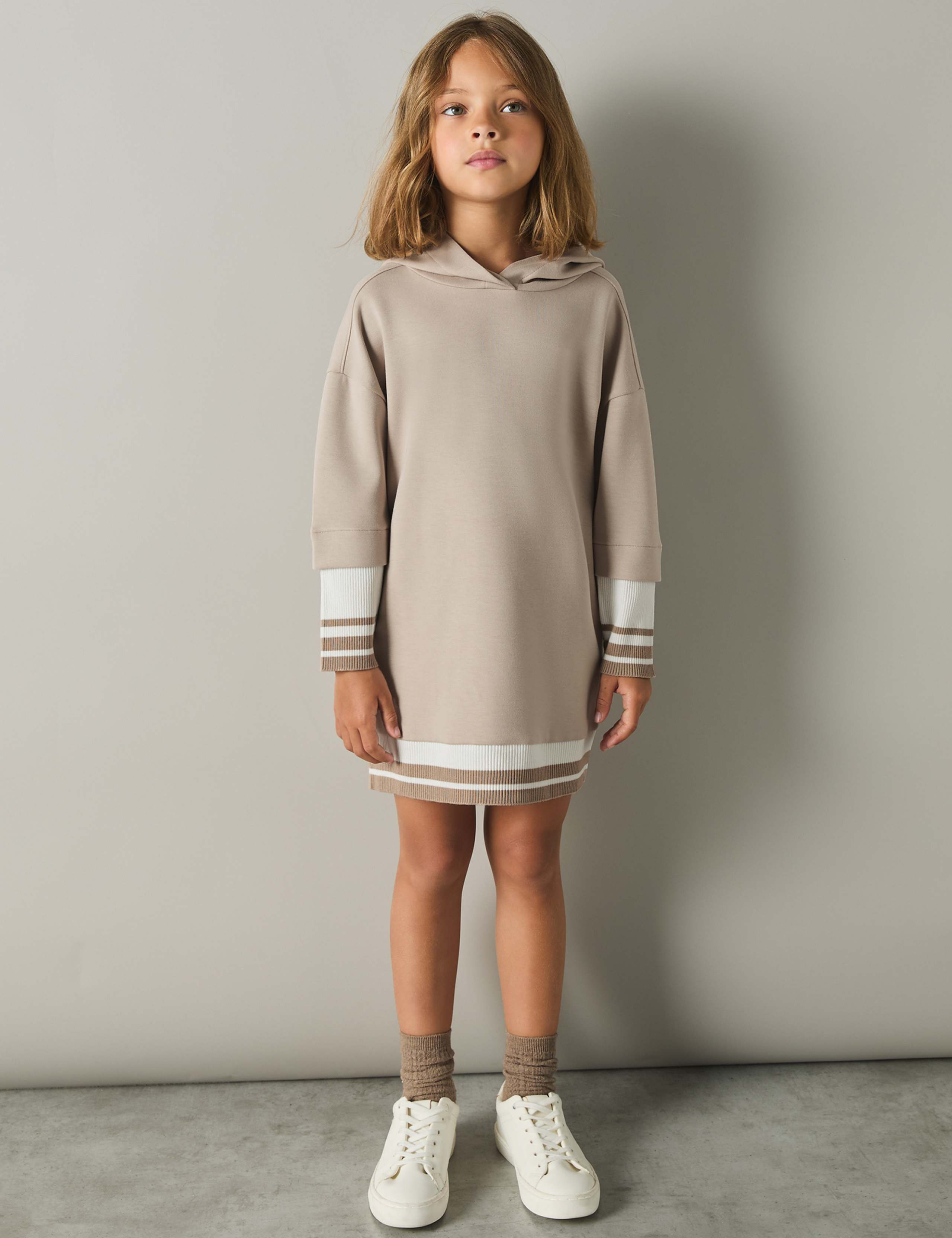 Hooded Dress (6-14 Yrs) 3 of 4
