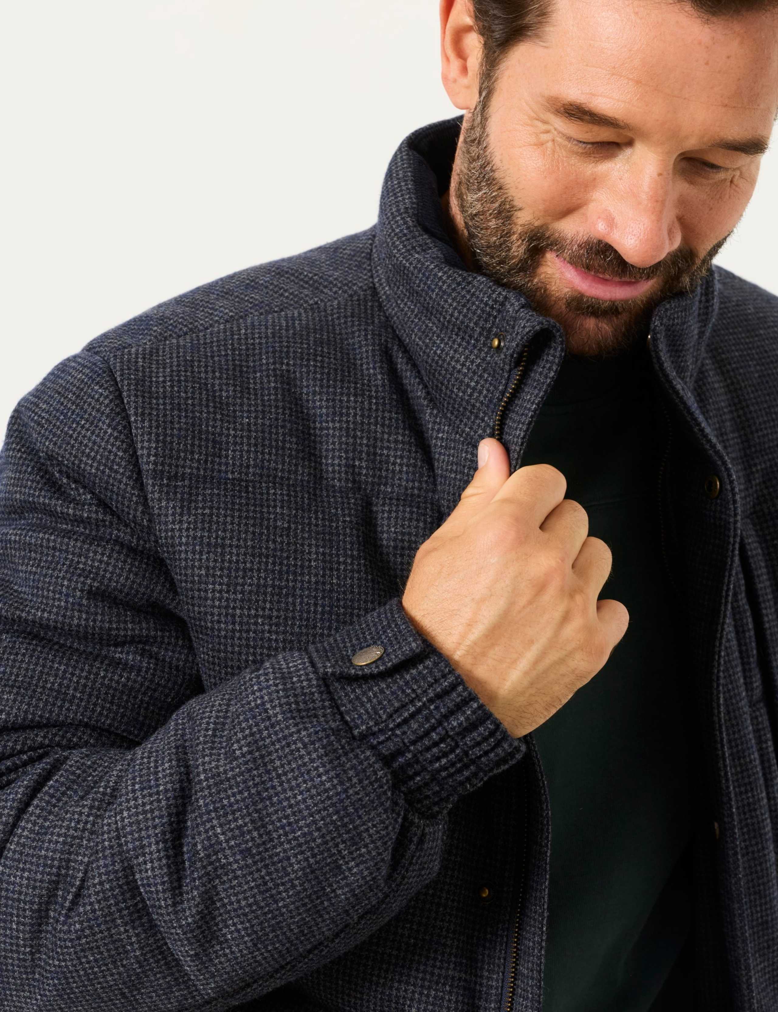 Puppytooth Puffer Jacket 6 of 6