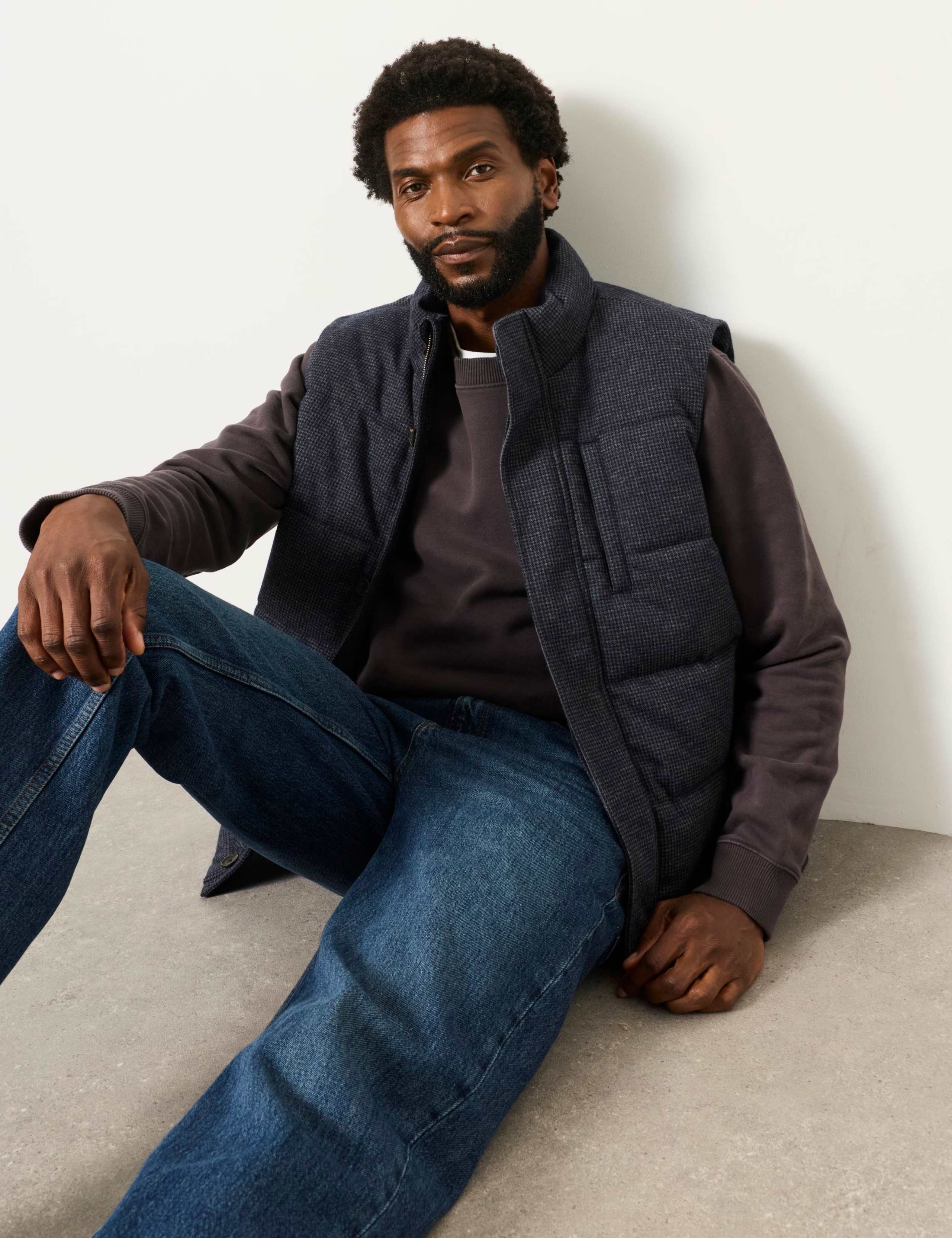 Lightweight Padded Gilet 4 of 7