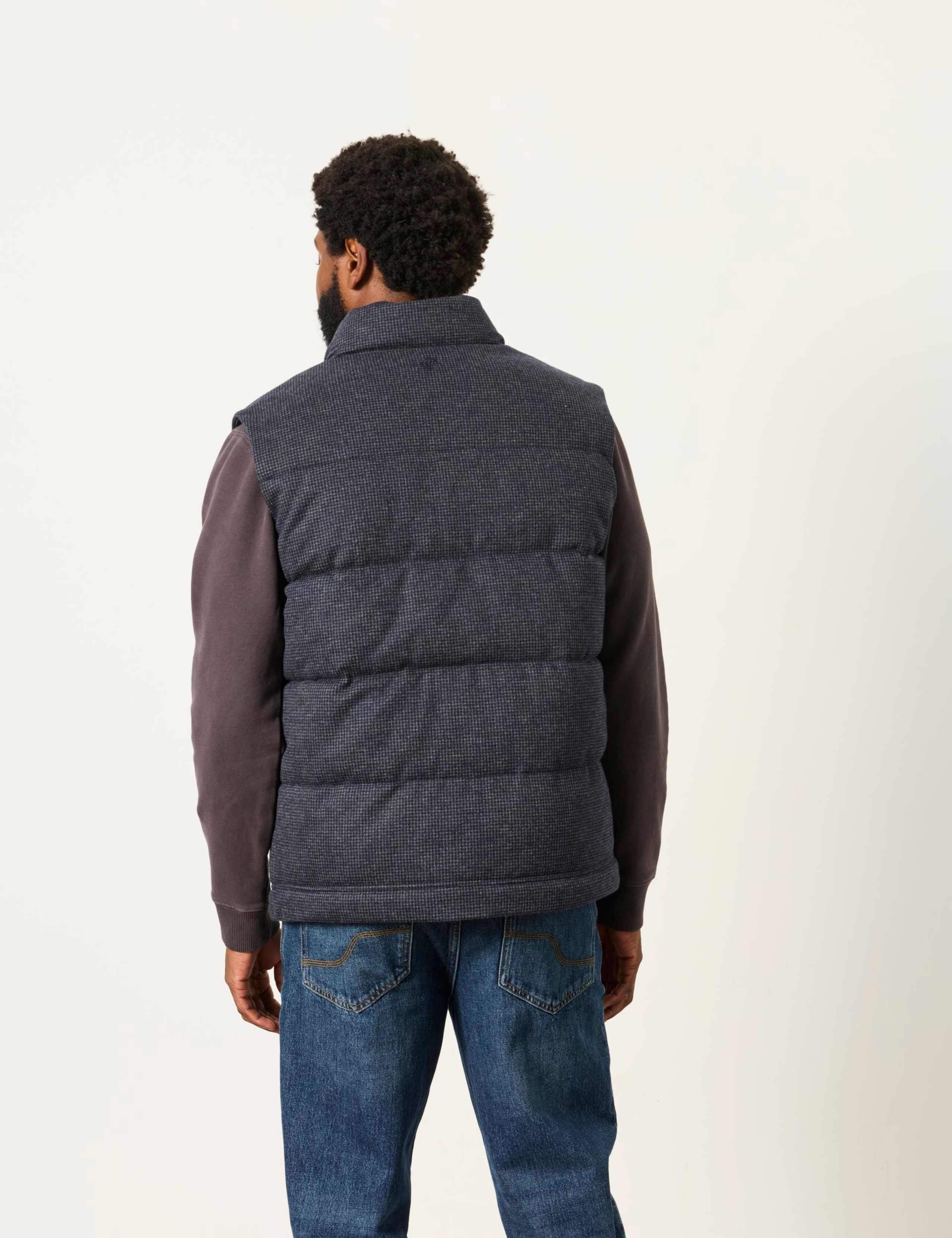 Lightweight Padded Gilet 5 of 7
