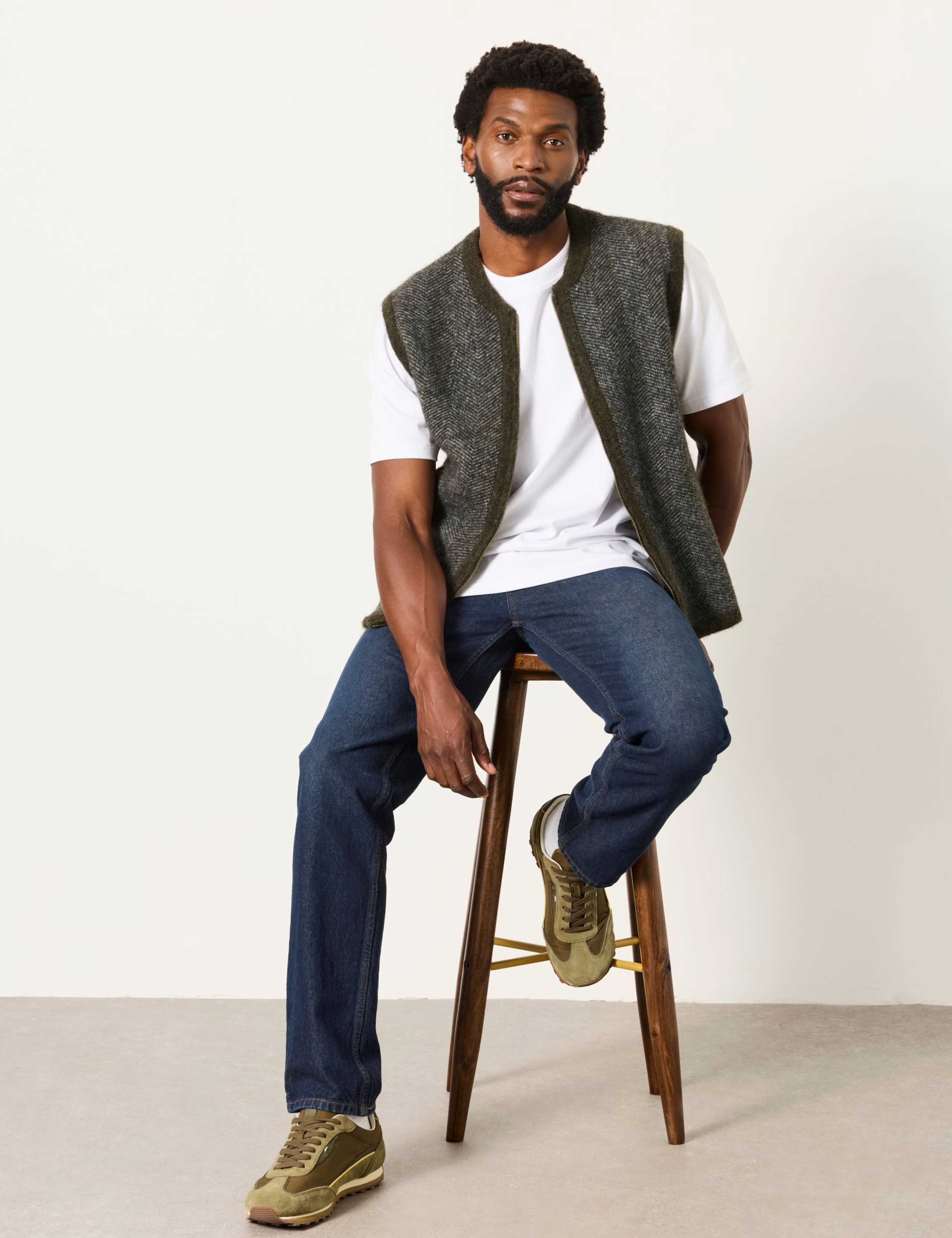 Textured Zip Up Gilet 4 of 6