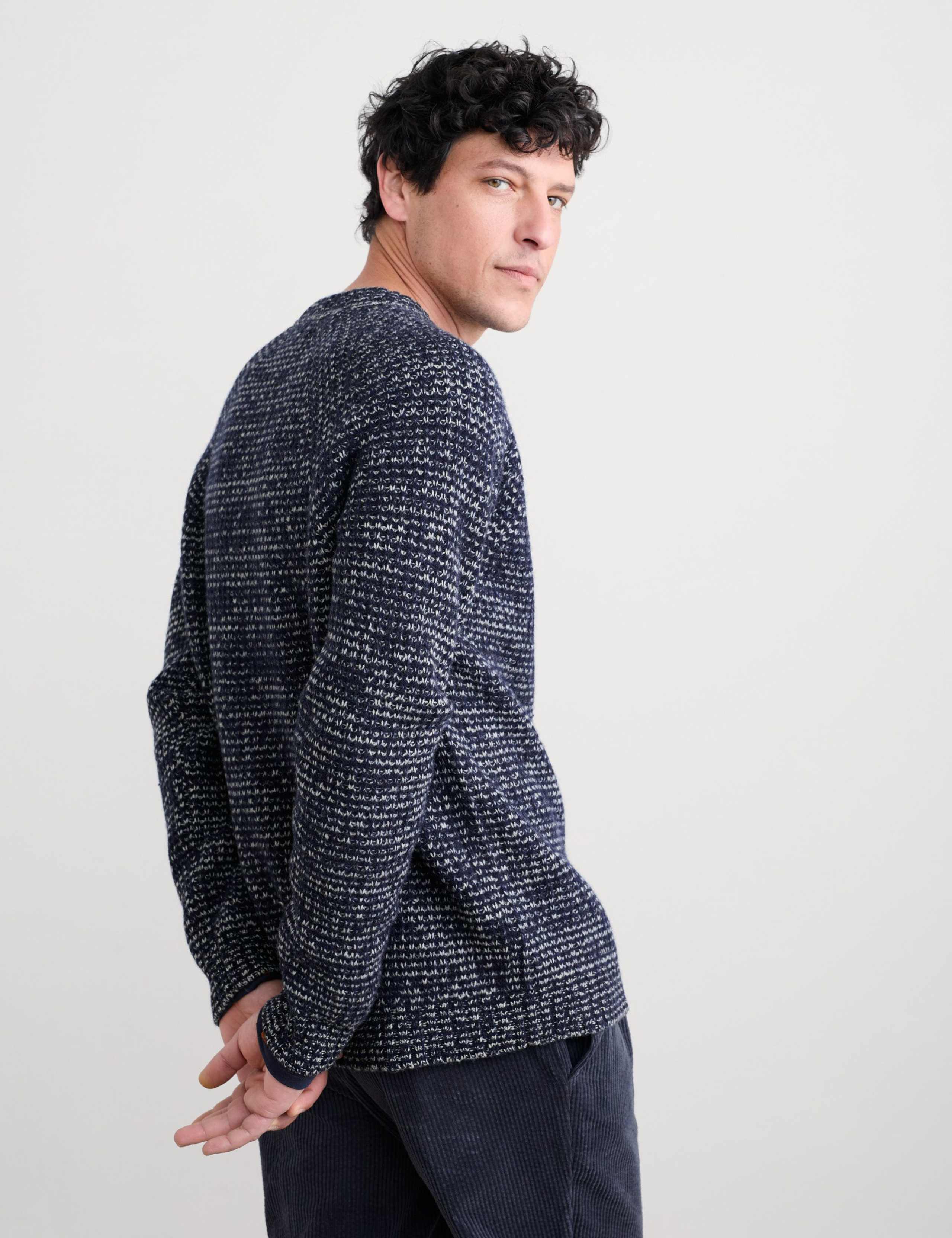 Lambswool Rich Textured V-Neck Cardigan 4 of 5