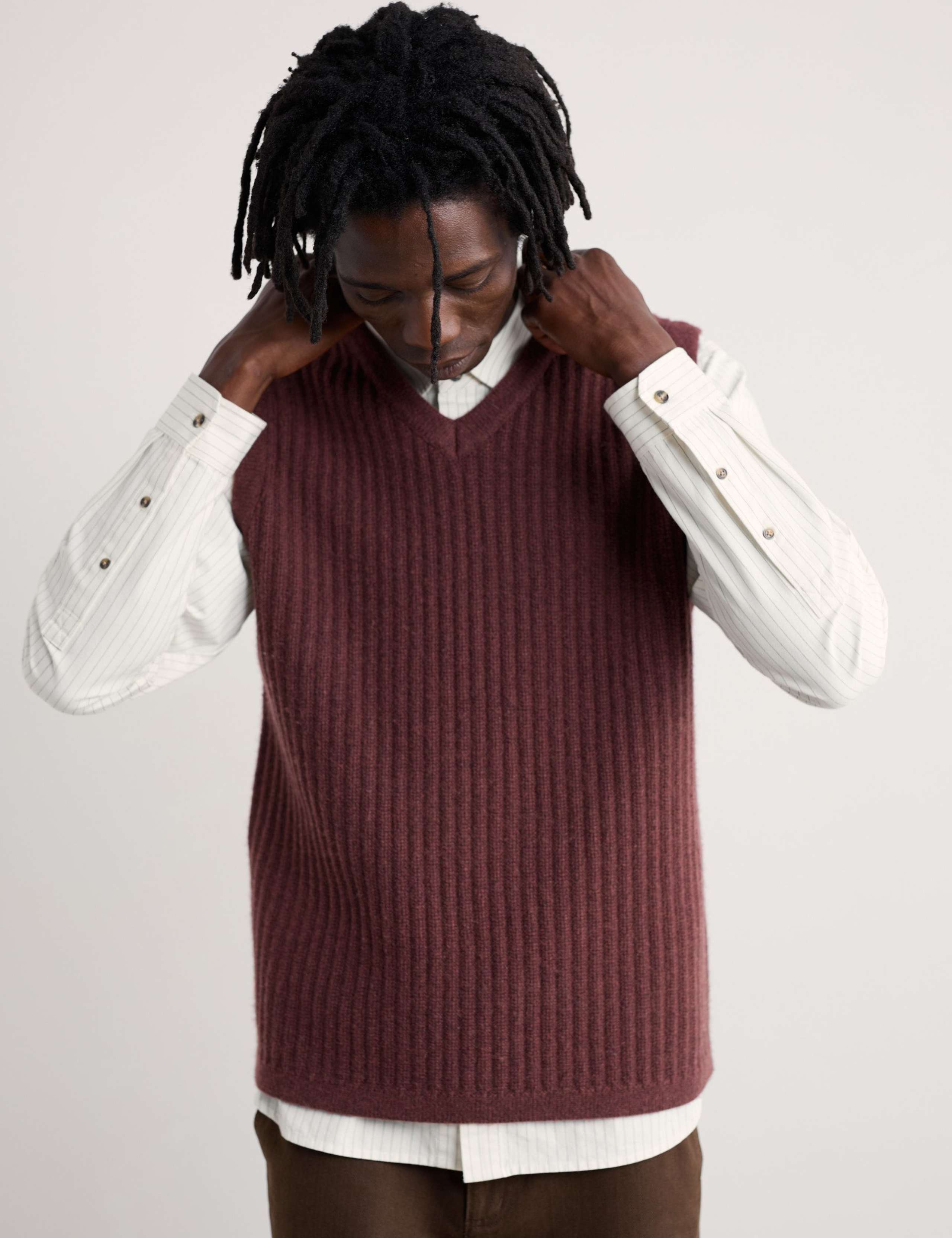 Lambswool Rich Textured V-Neck Knitted Vest 3 of 5