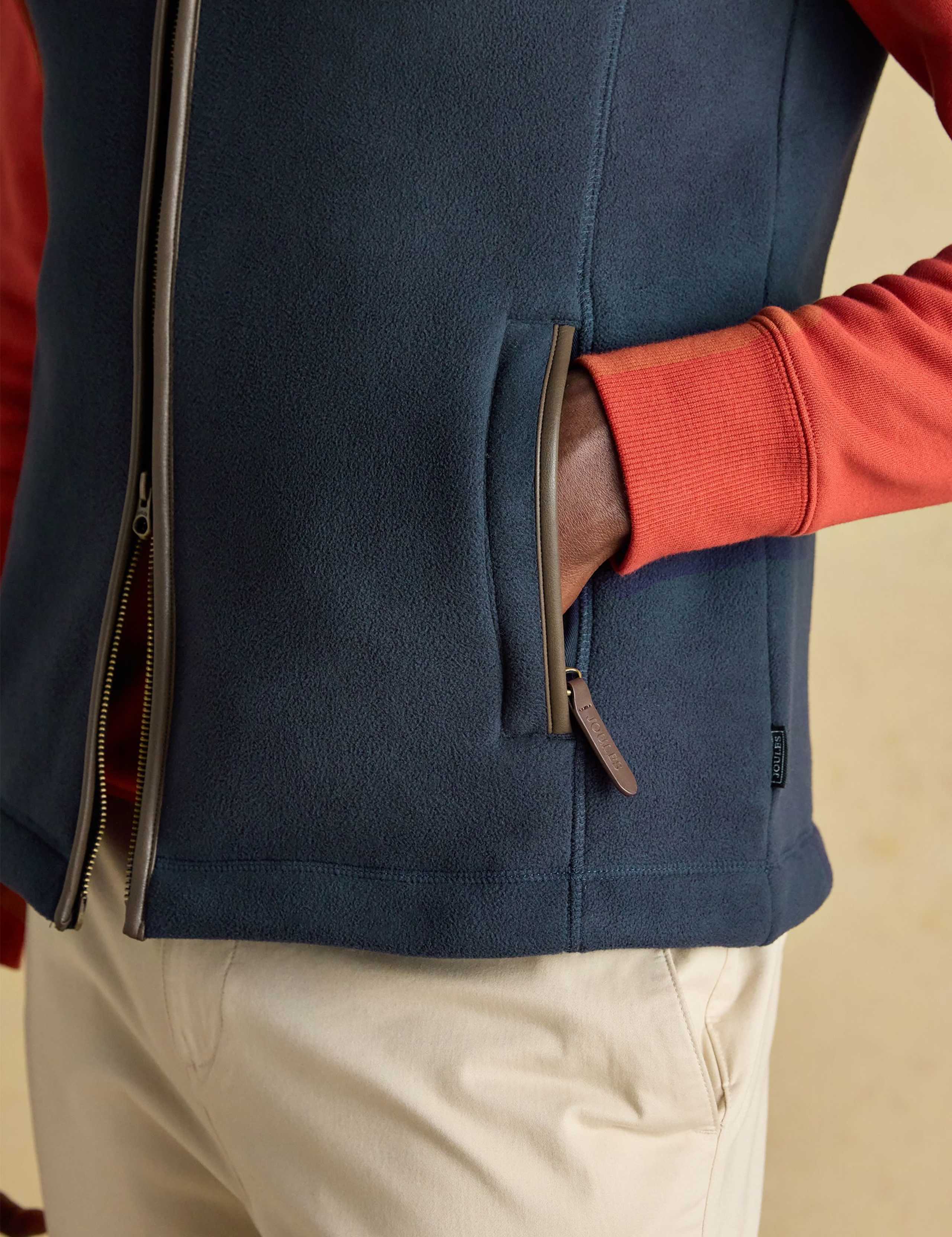 Fleece Funnel Neck Gilet 8 of 9