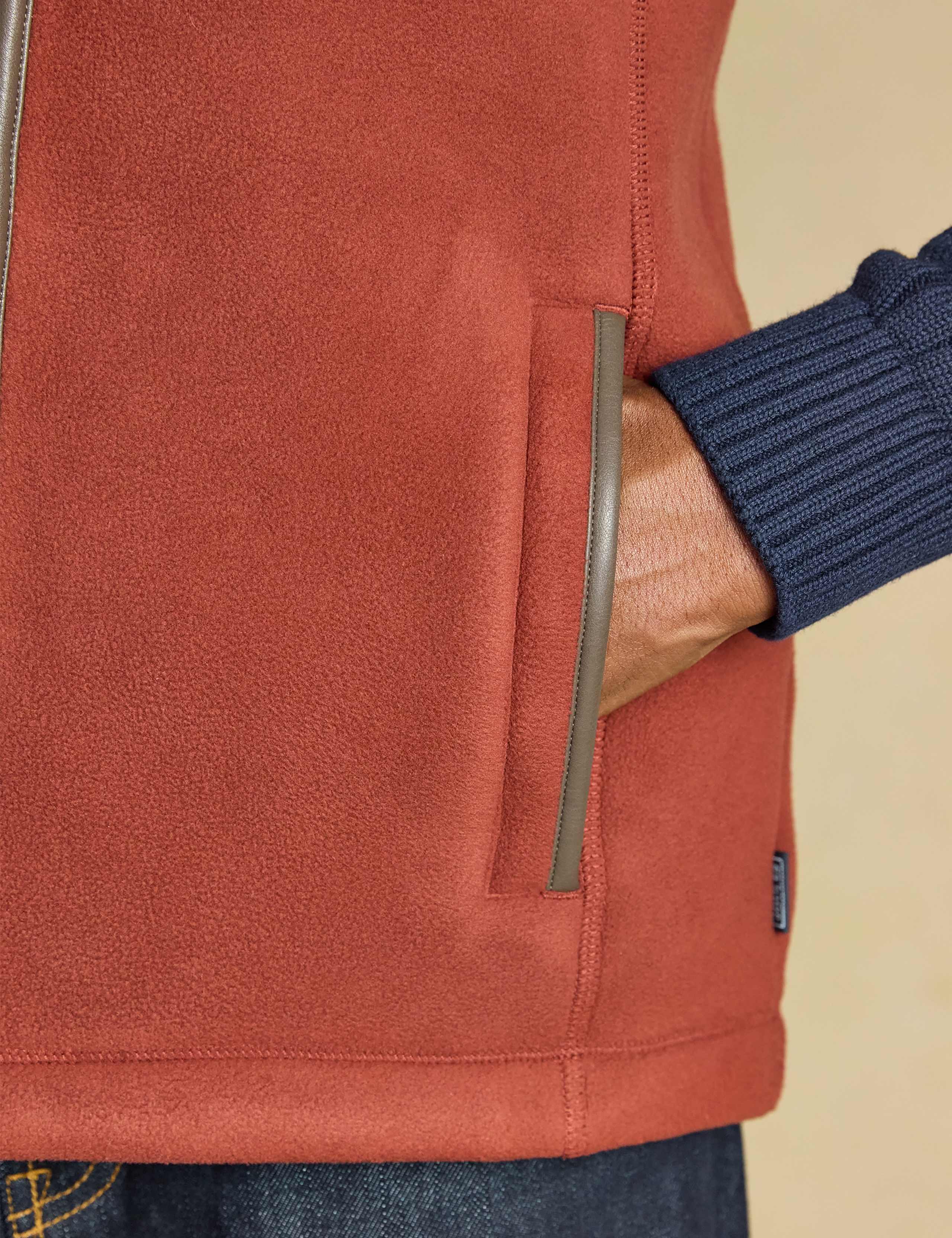 Fleece Funnel Neck Gilet 5 of 10