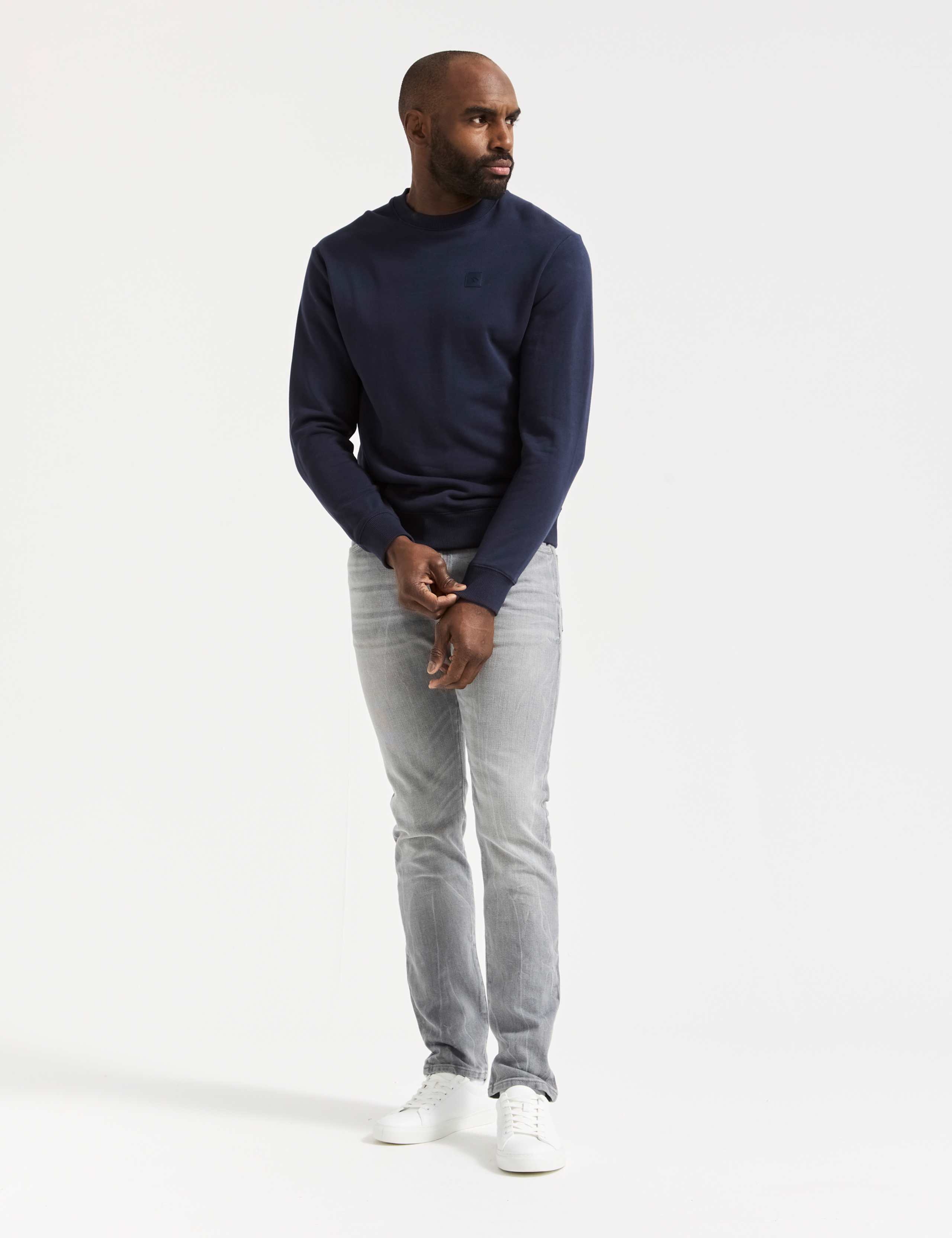 Regular Fit 5 Pocket Slim Jeans 3 of 6