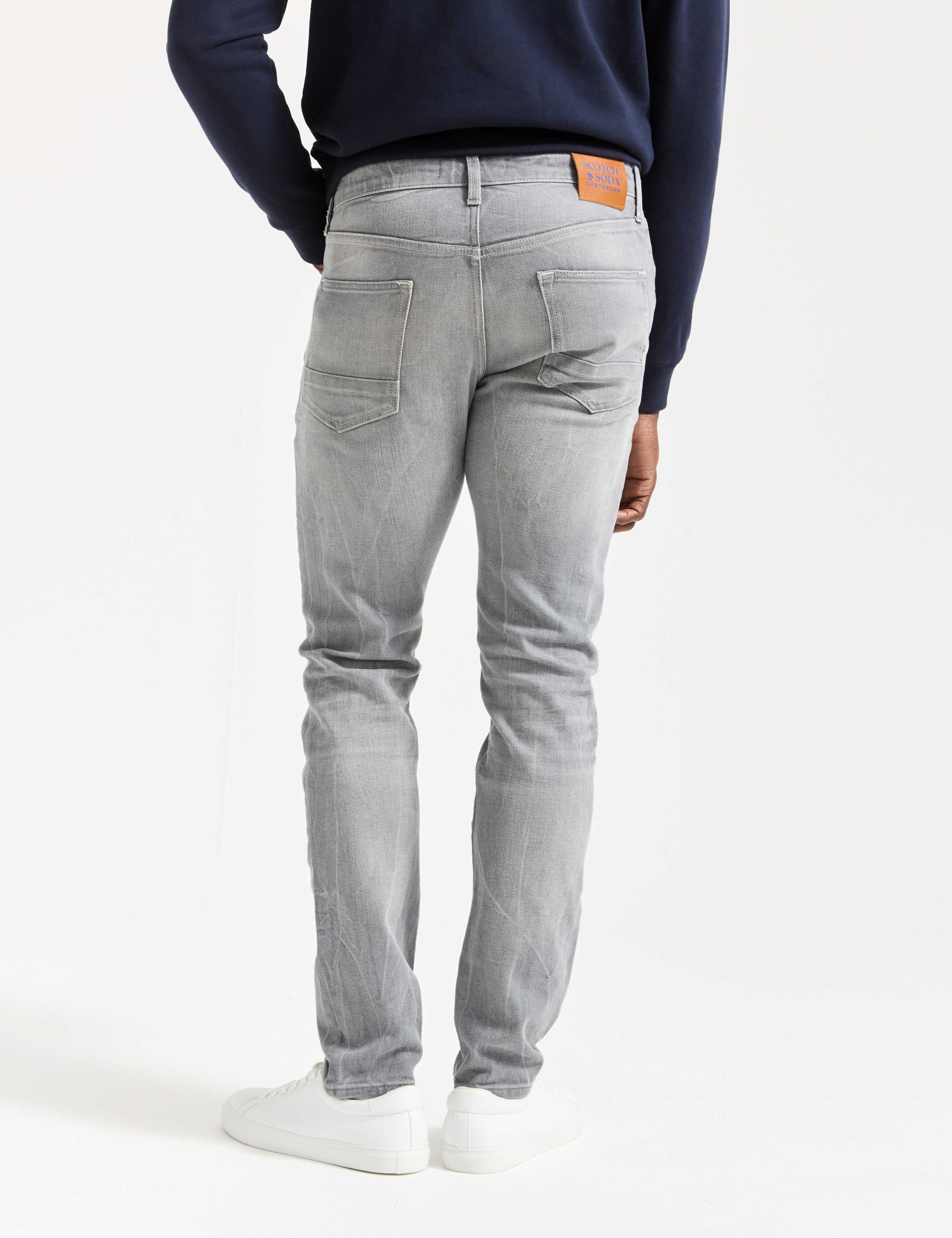 Regular Fit 5 Pocket Slim Jeans 4 of 6