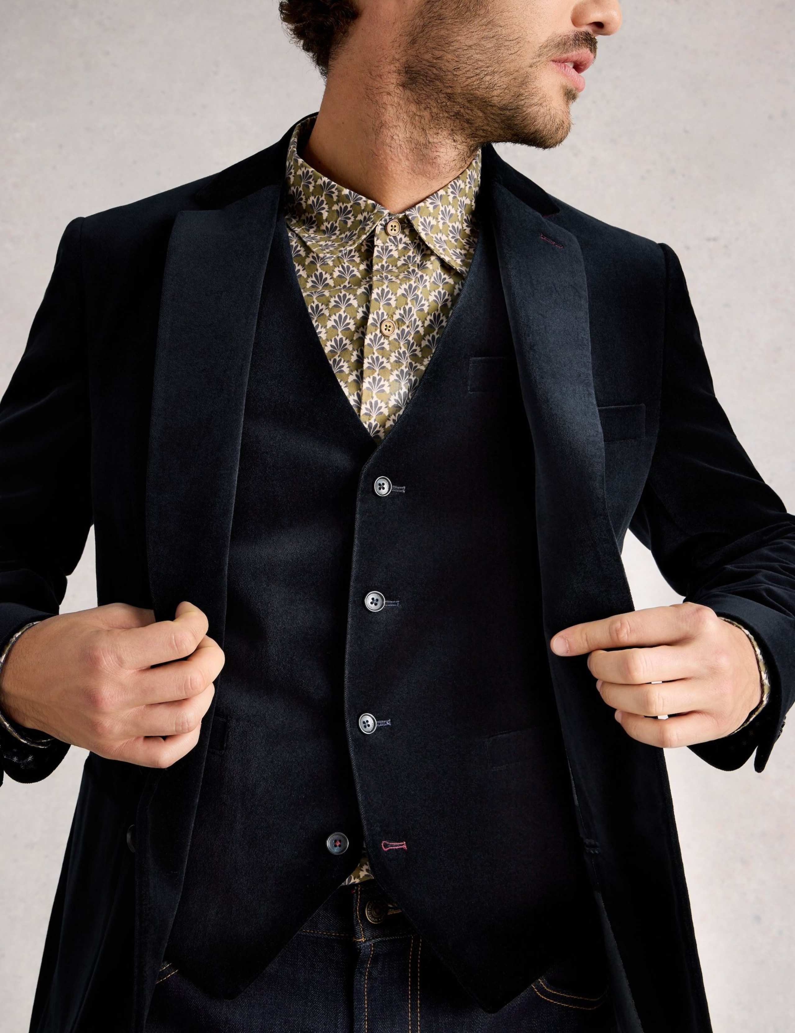 Regular Fit Velvet Waistcoat 4 of 6
