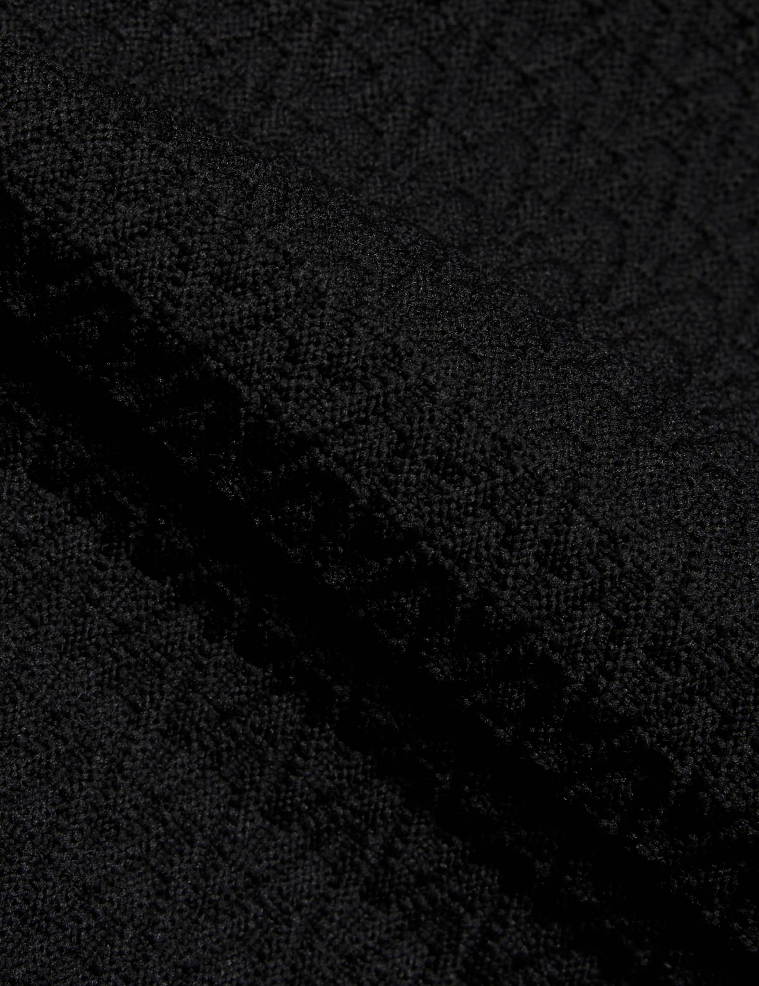 Zig-Zag Textured T-Shirt 5 of 6