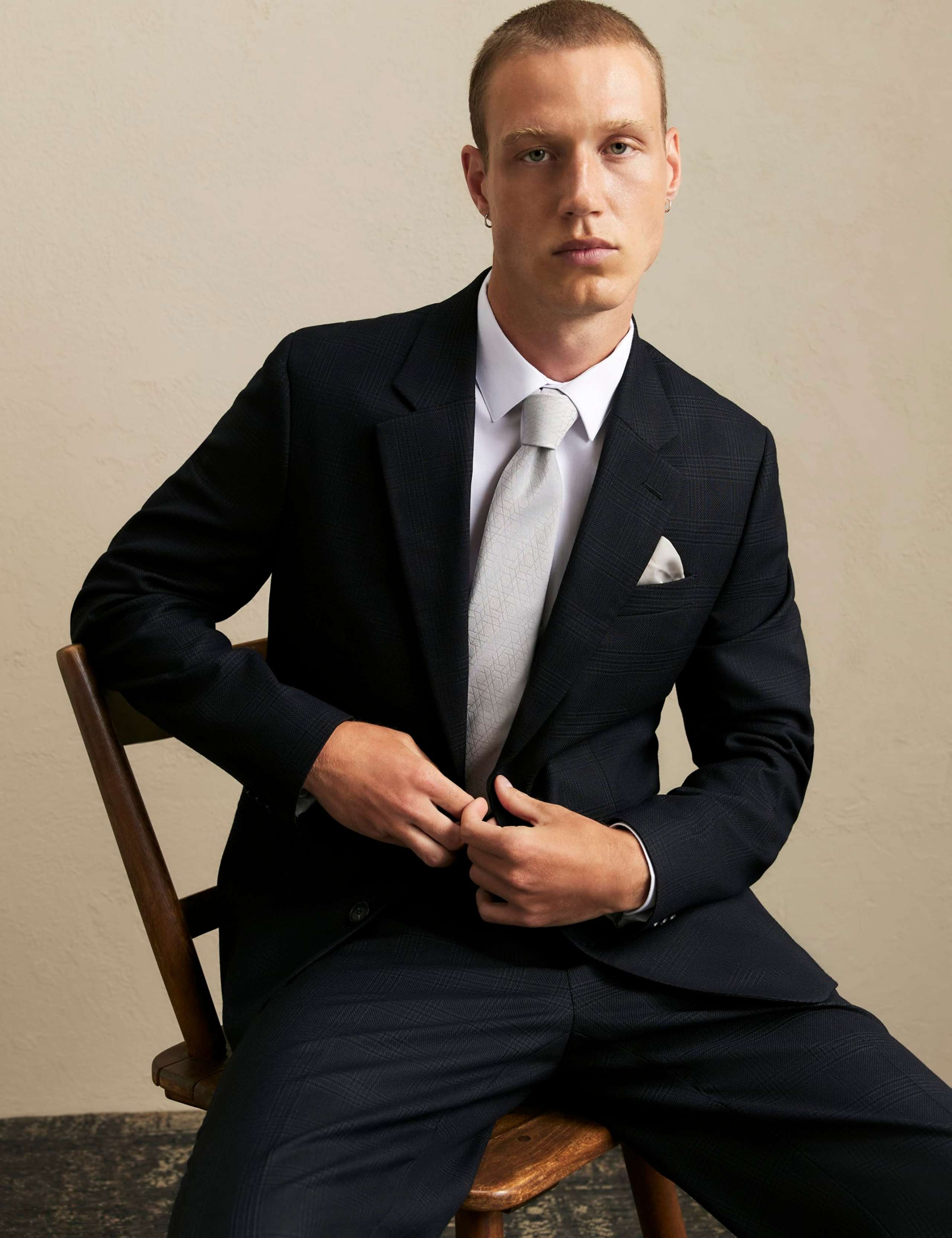 Slim Fit Checked Single Breasted Suit Jacket 6 of 8