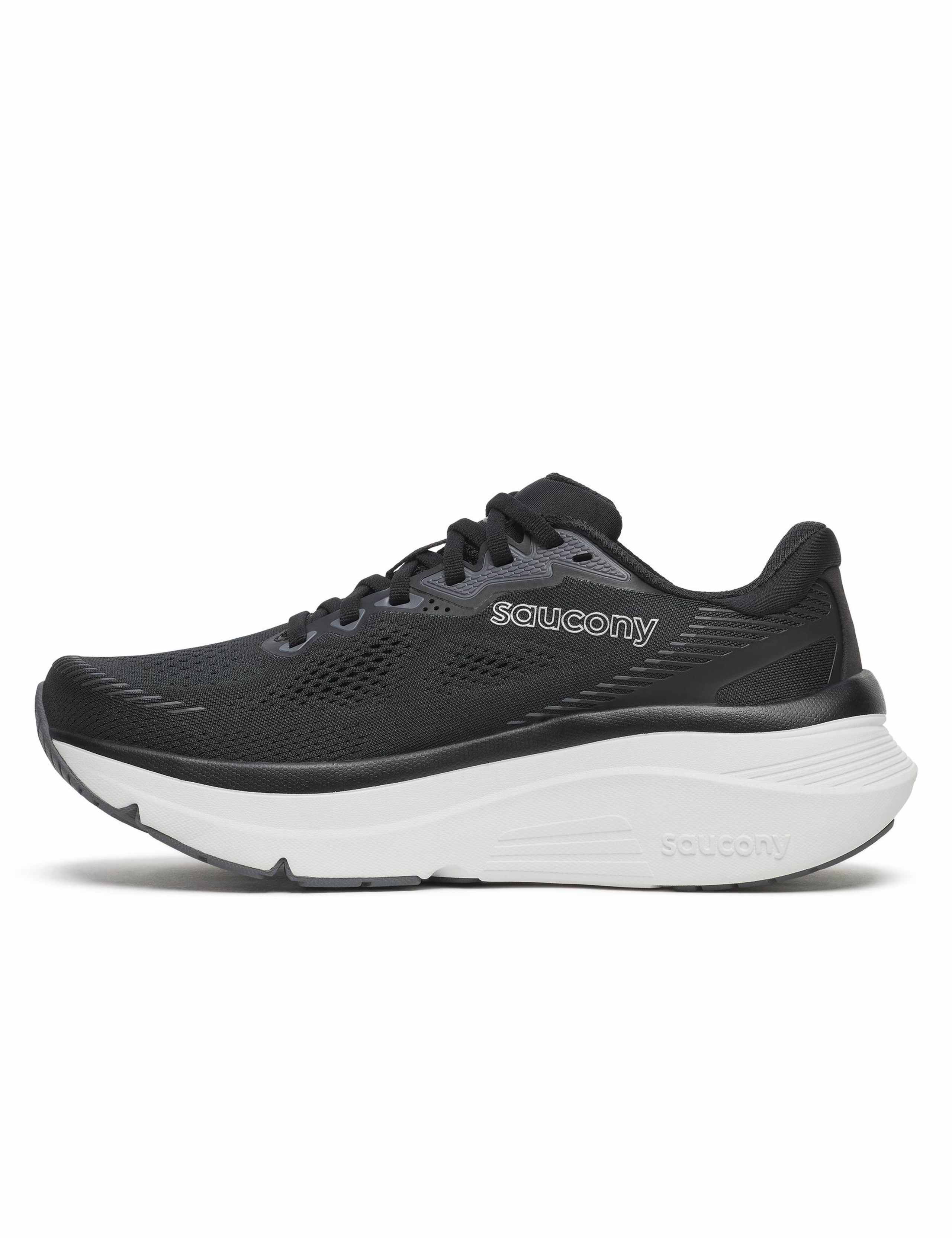 Guide 19 Standard Fit Running Trainers 2 of 6