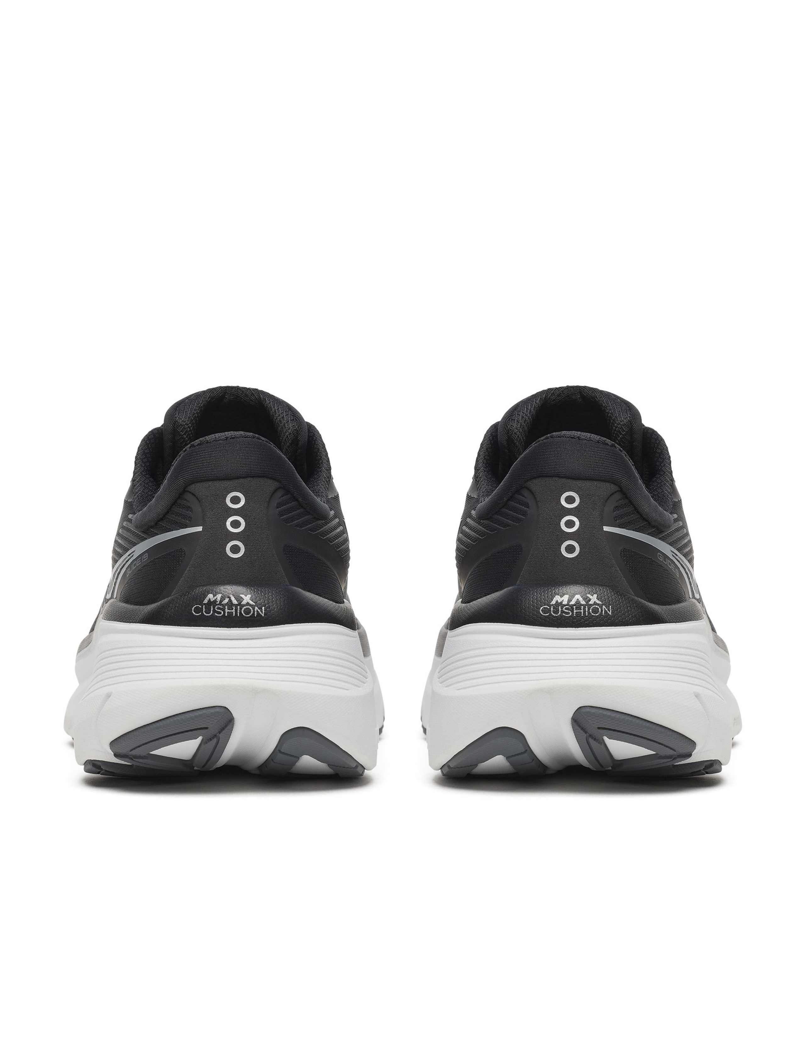 Guide 19 Standard Fit Running Trainers 5 of 6