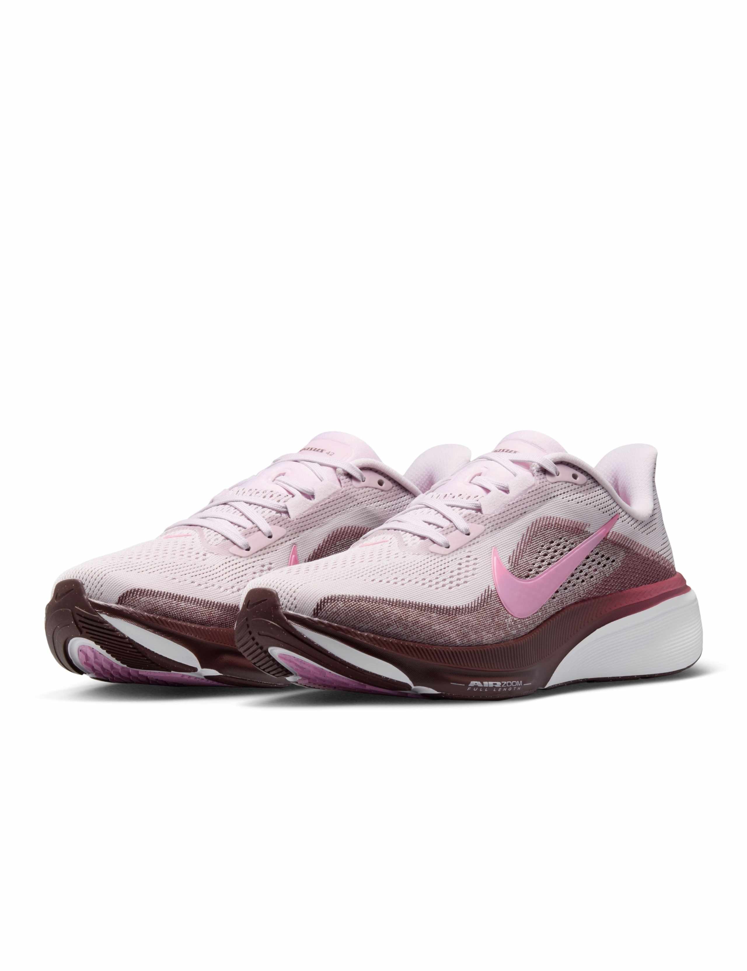 Pegasus 42 Trainers 3 of 6