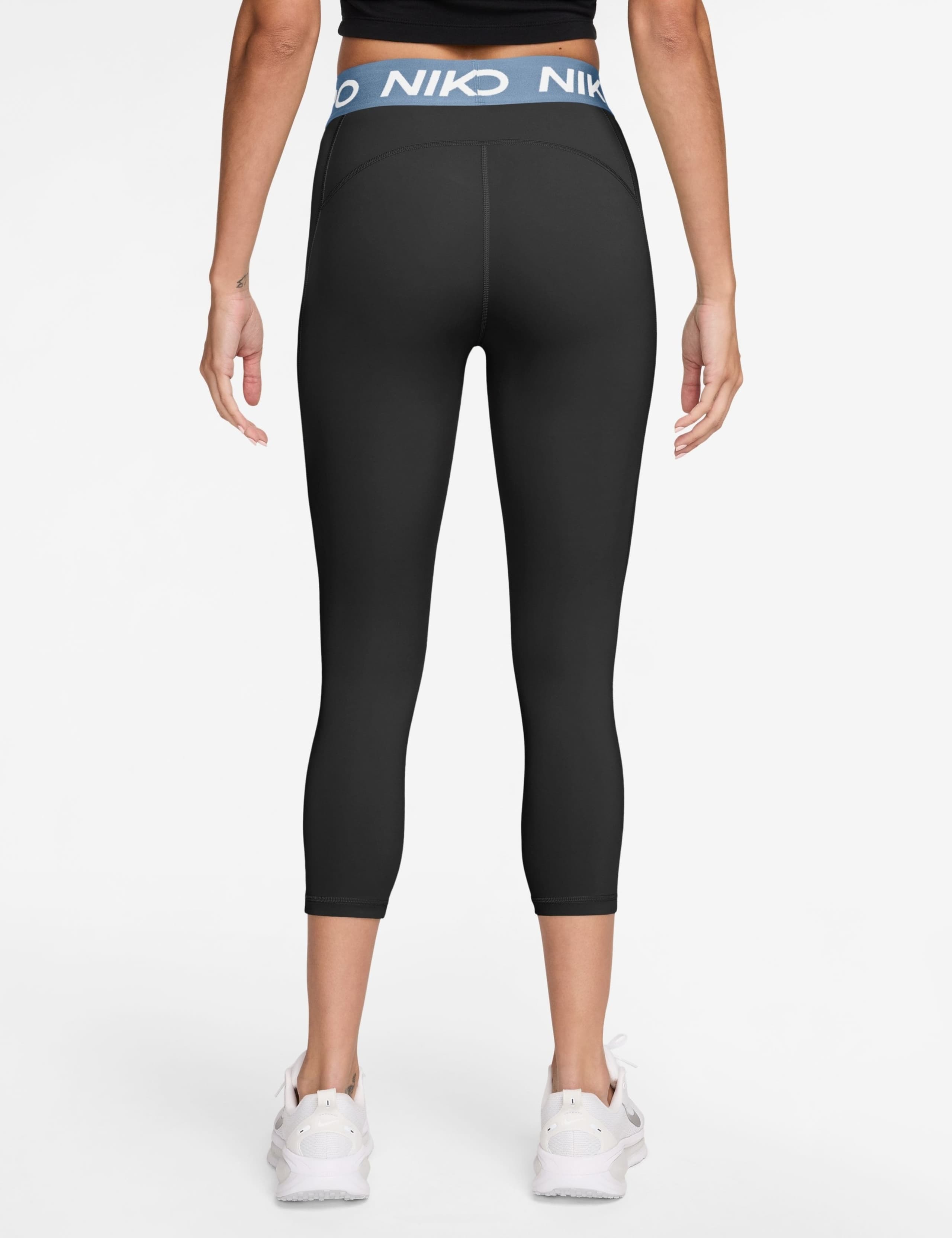 Pro High Waisted Cropped Leggings 2 of 3