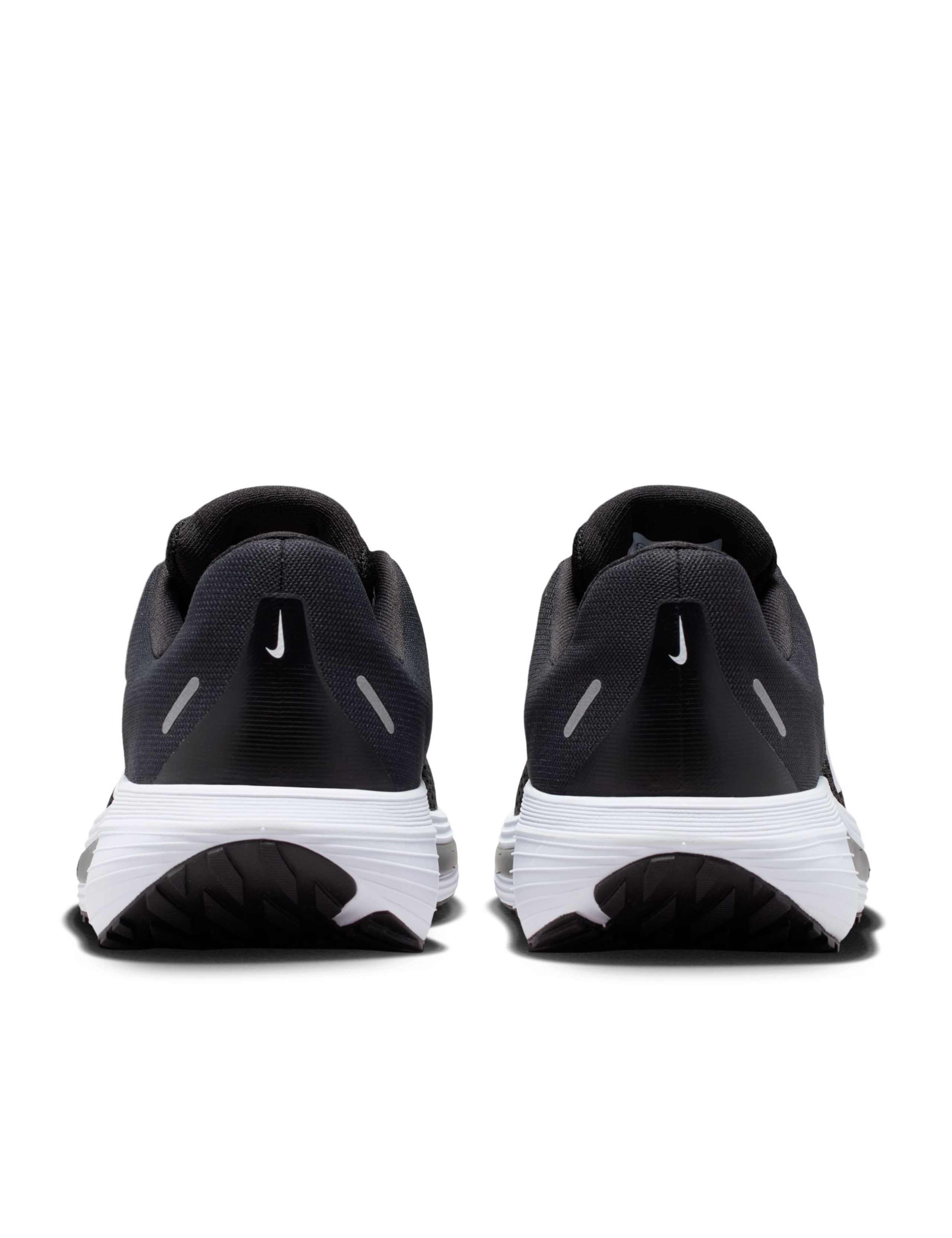 Quest 7 Trainers 4 of 6