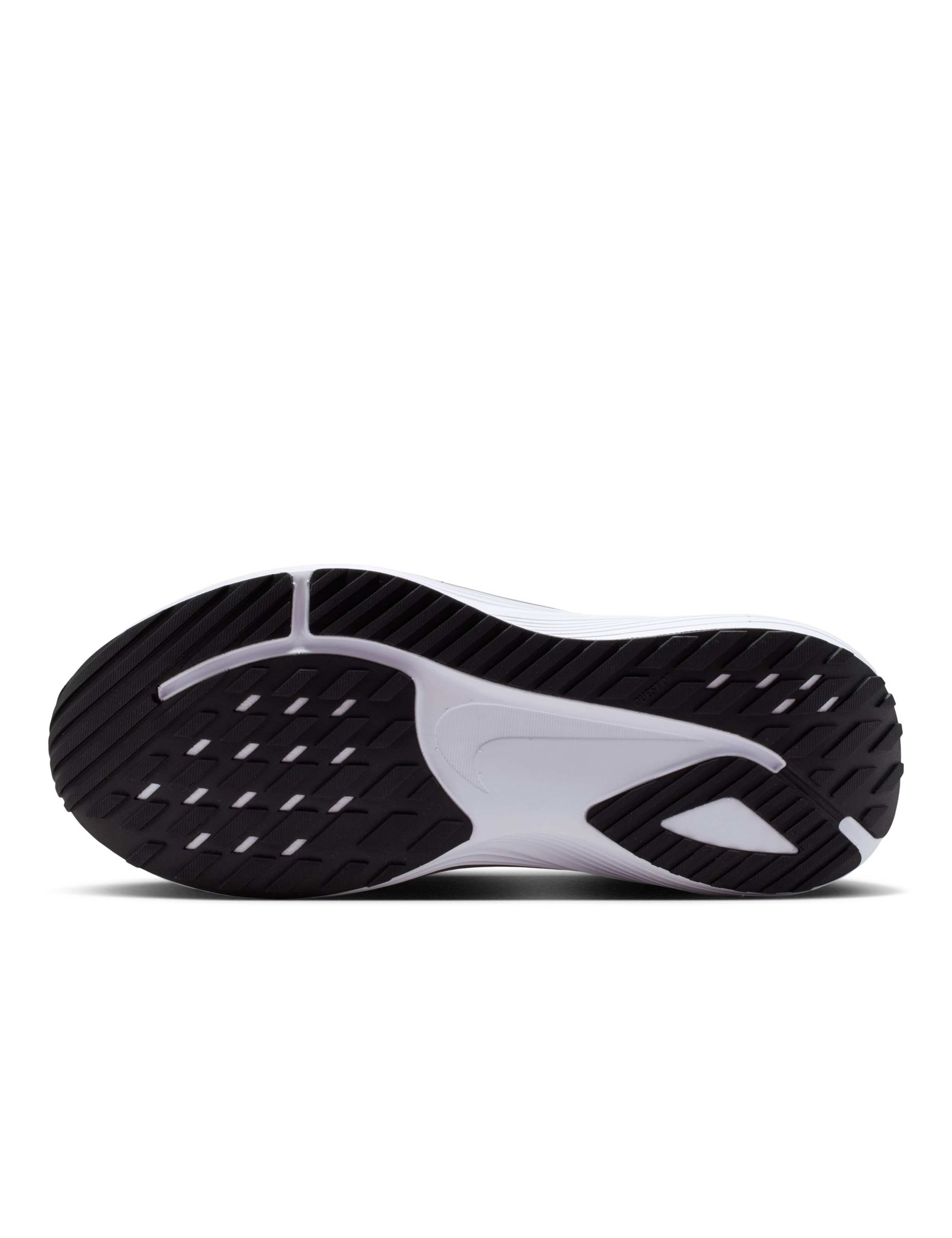 Quest 7 Trainers 6 of 6