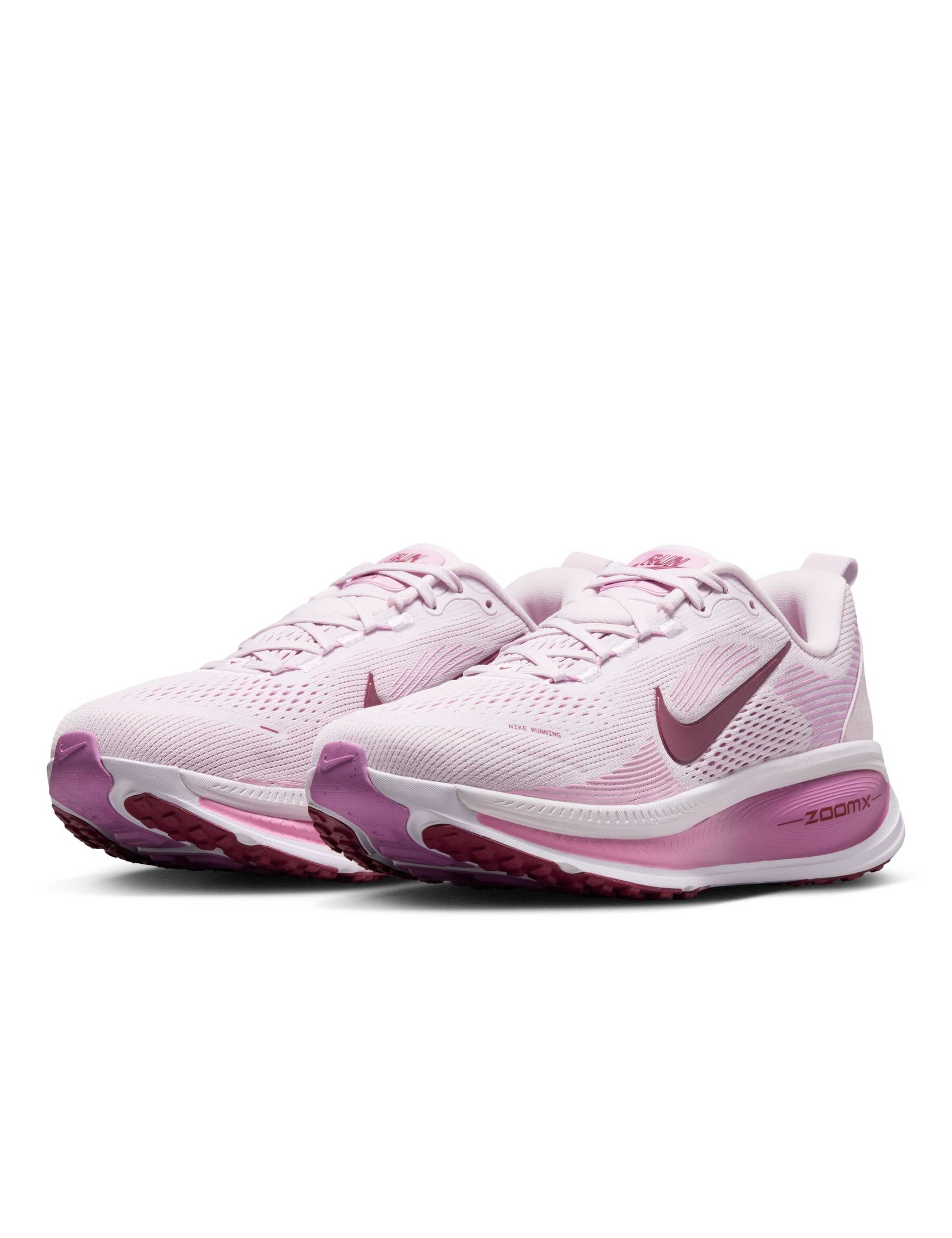 Nike Vomero 18 Trainers 2 of 6