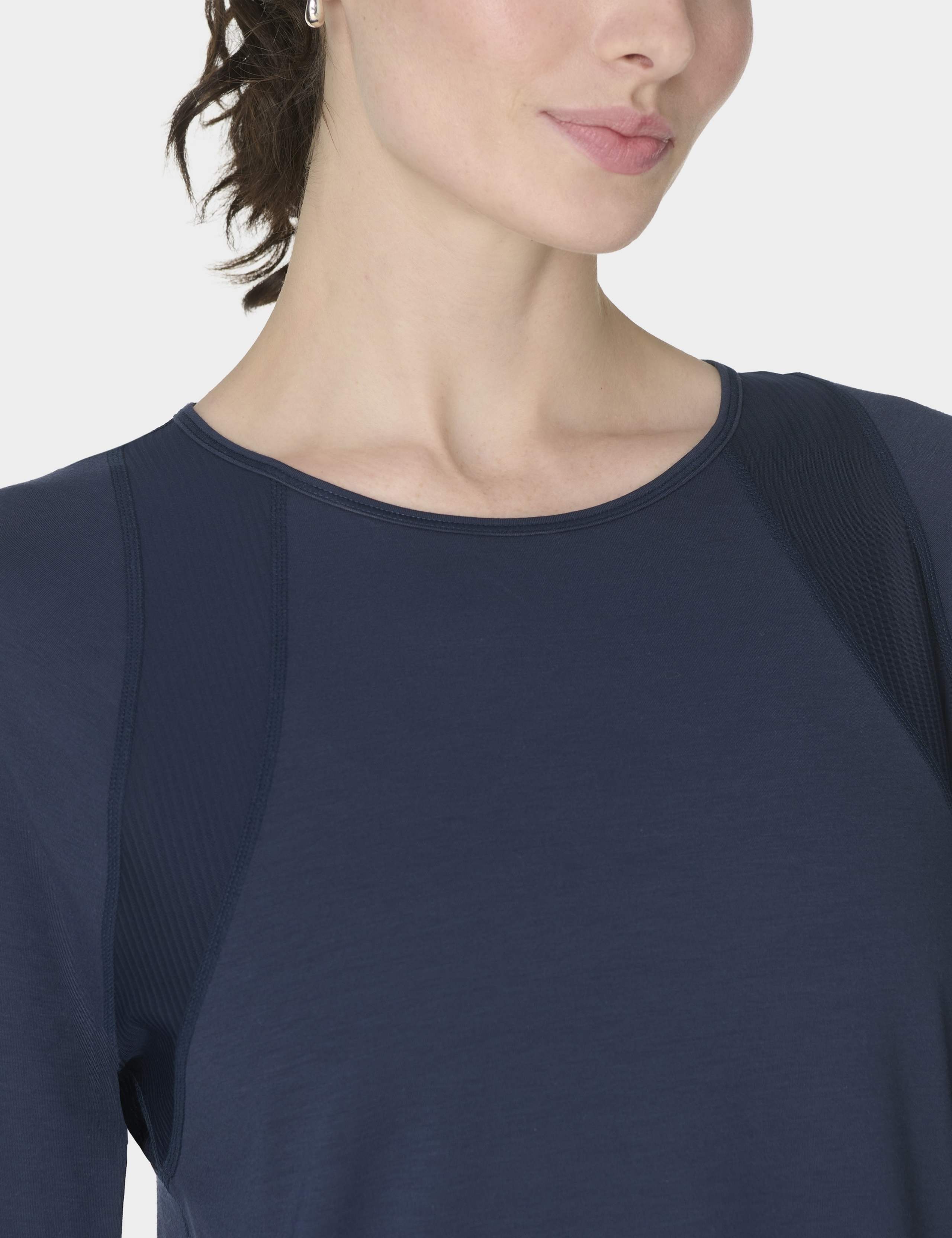 Breathe Easy Mesh Crew Neck Running Top 7 of 7