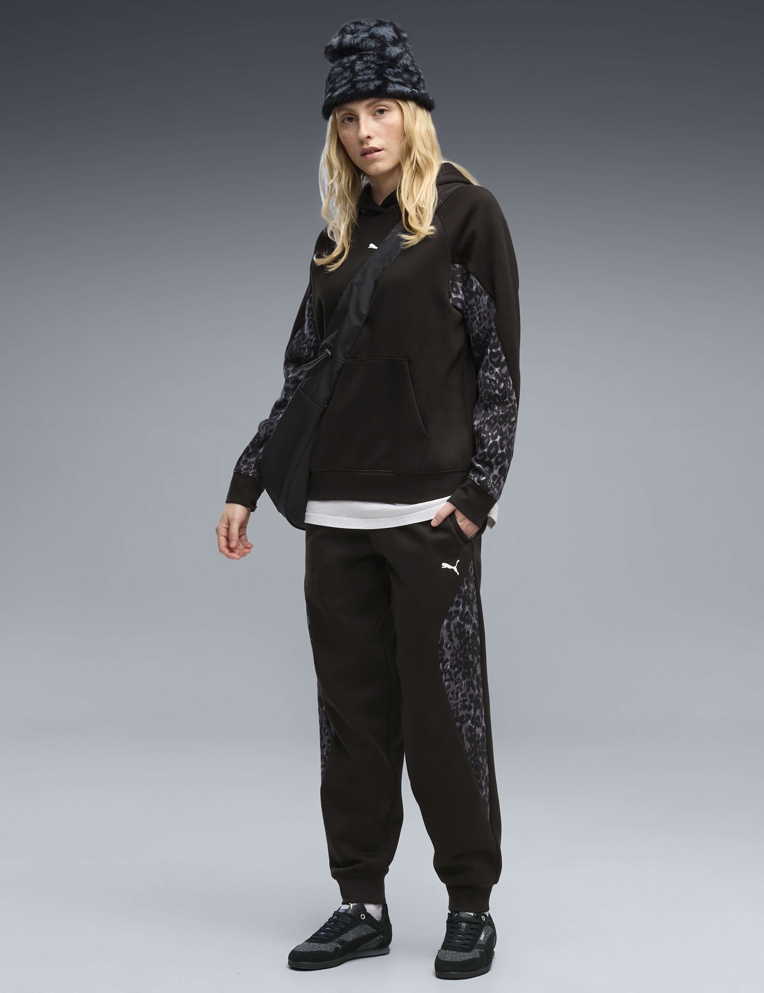 Sport Animal Print Mid Rise Joggers 4 of 5