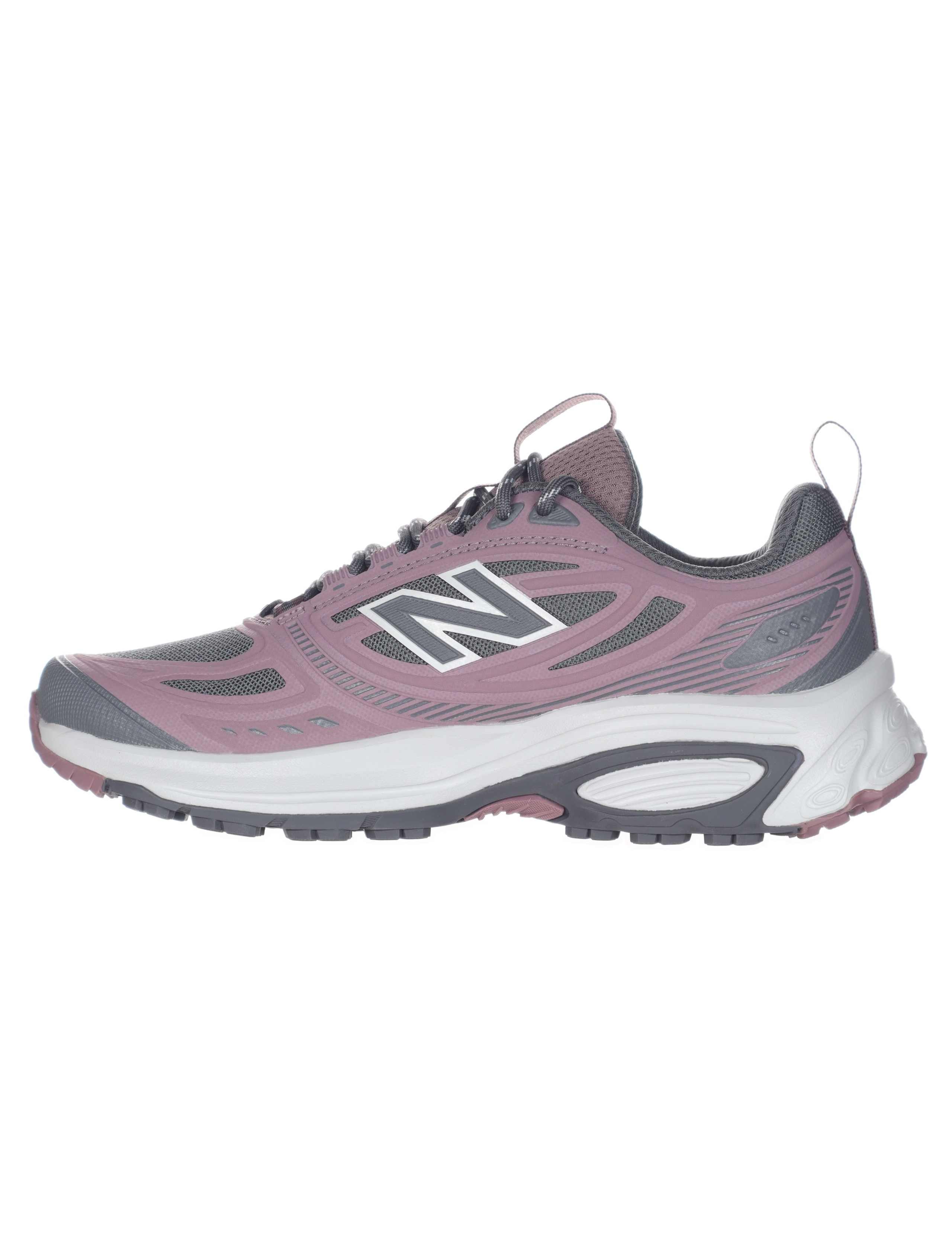 410v9 Trainers 4 of 5