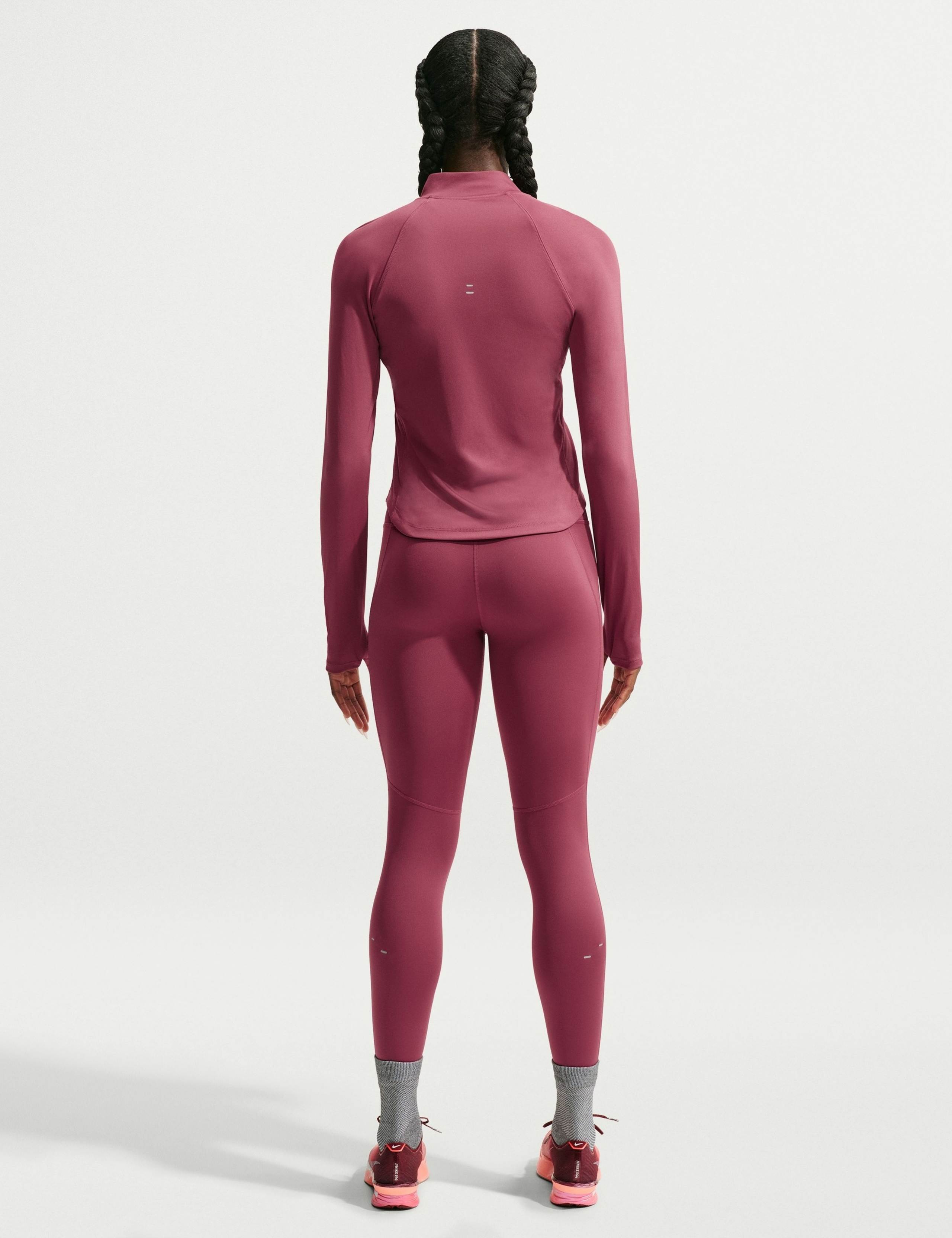 Tempo Swoosh Run High Waisted 7/8 Leggings 3 of 6