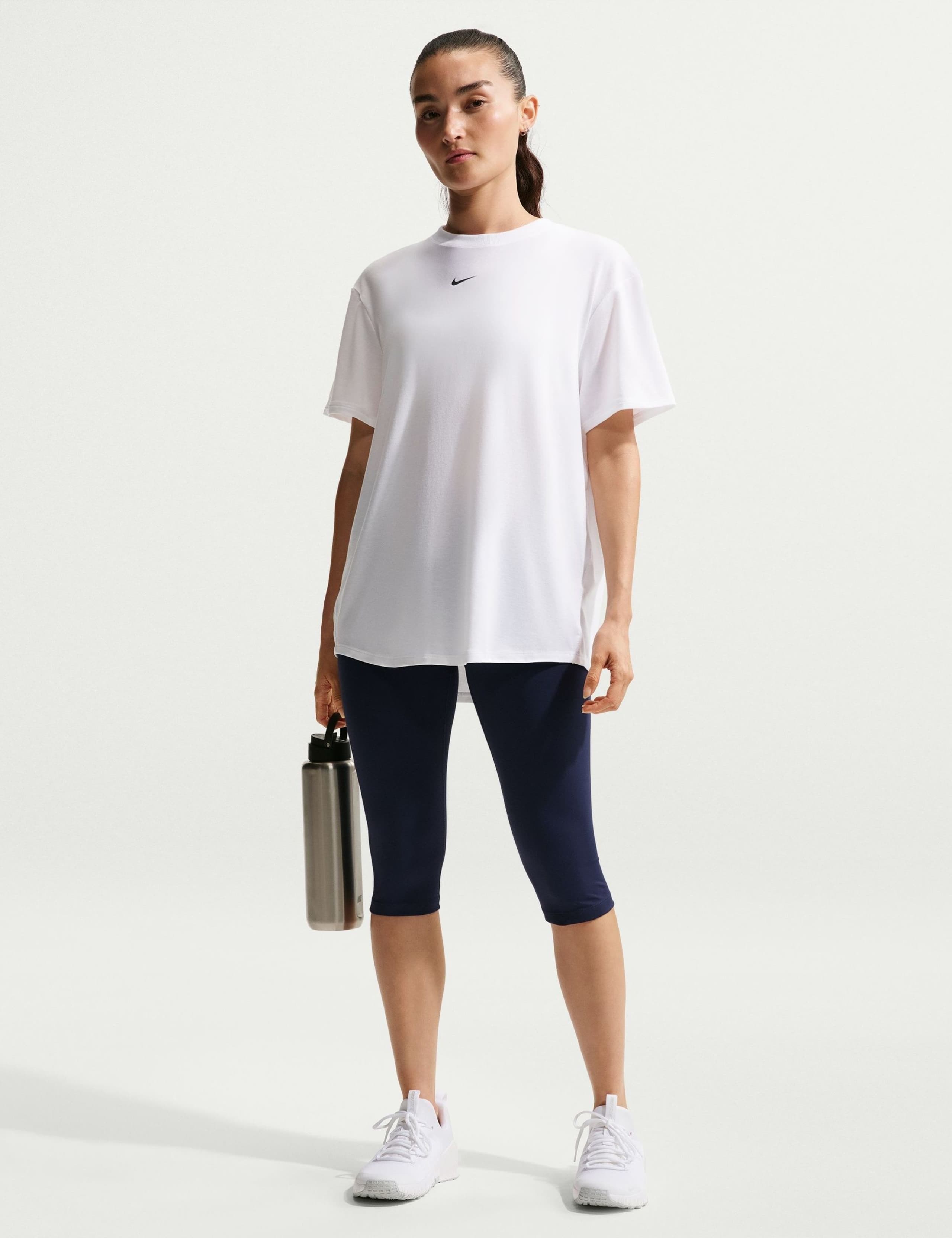 Dri-FIT Crew Neck Relaxed T-Shirt 2 of 5