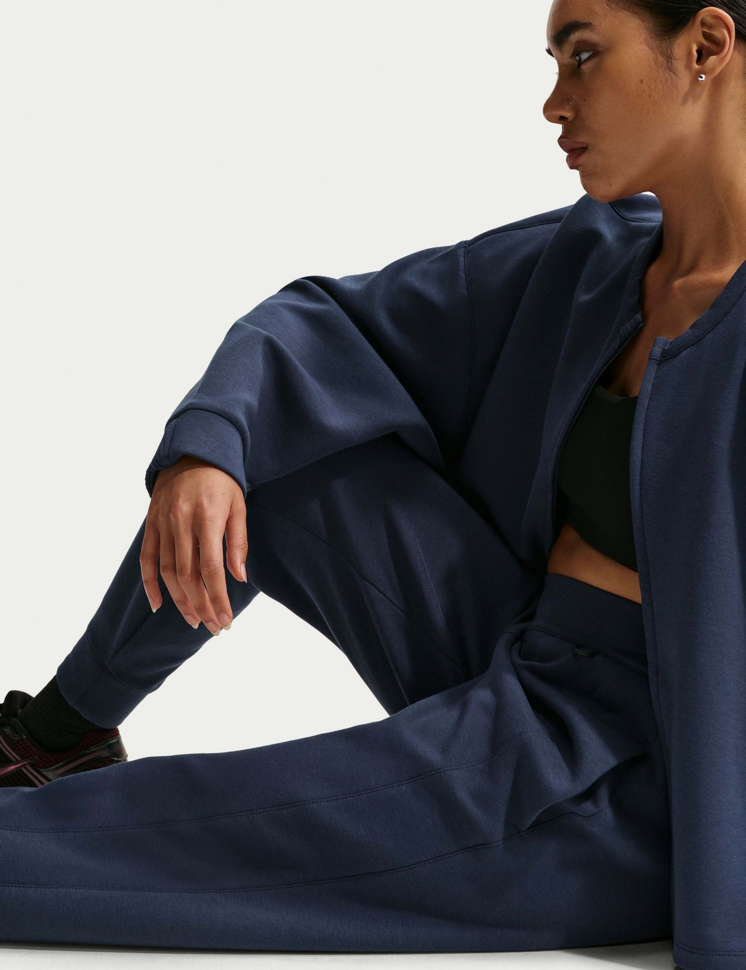 24.7 Impossibly Soft Dri-FIT Joggers 5 of 5