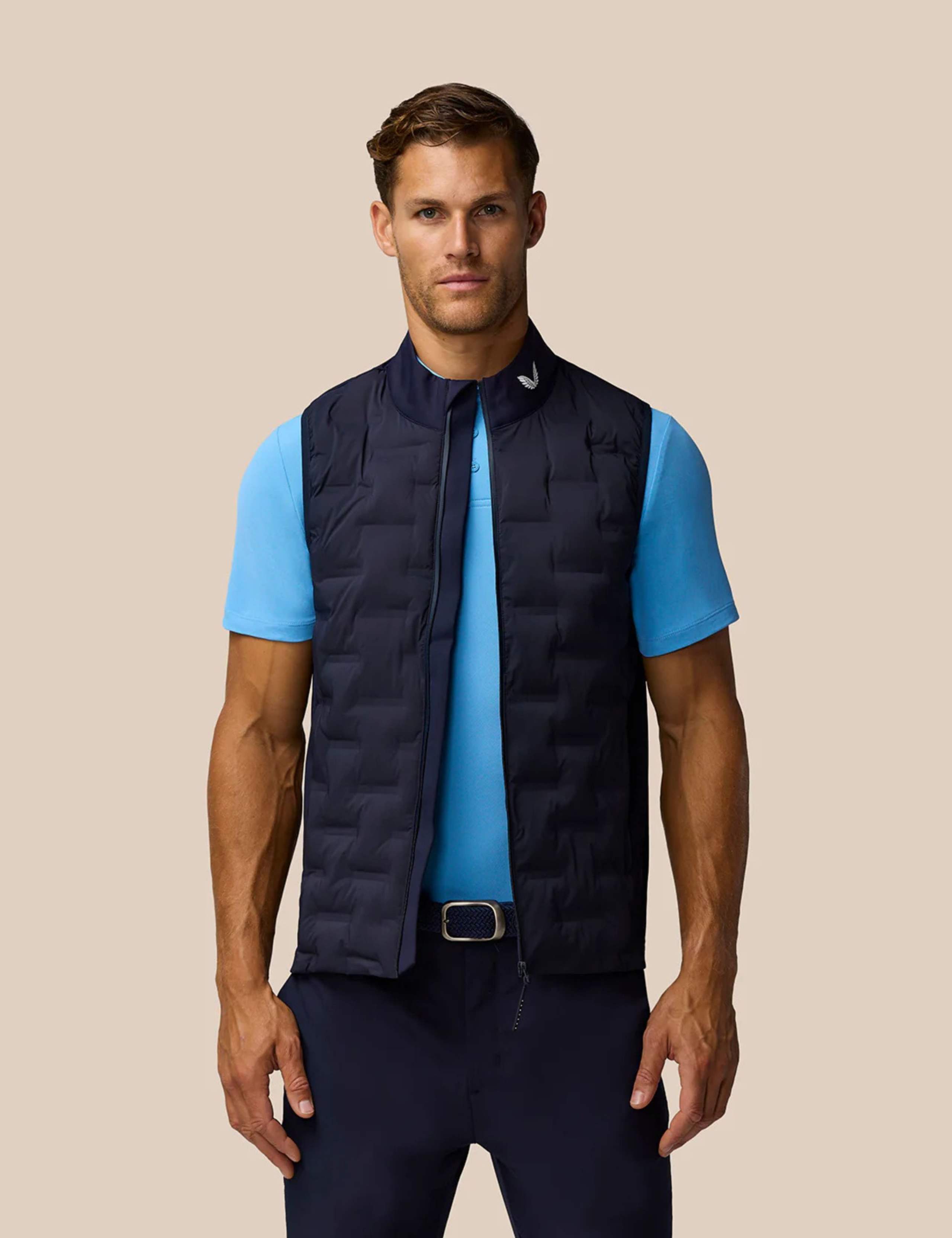 Pinnacle Lightweight Hybrid Gilet 1 of 7